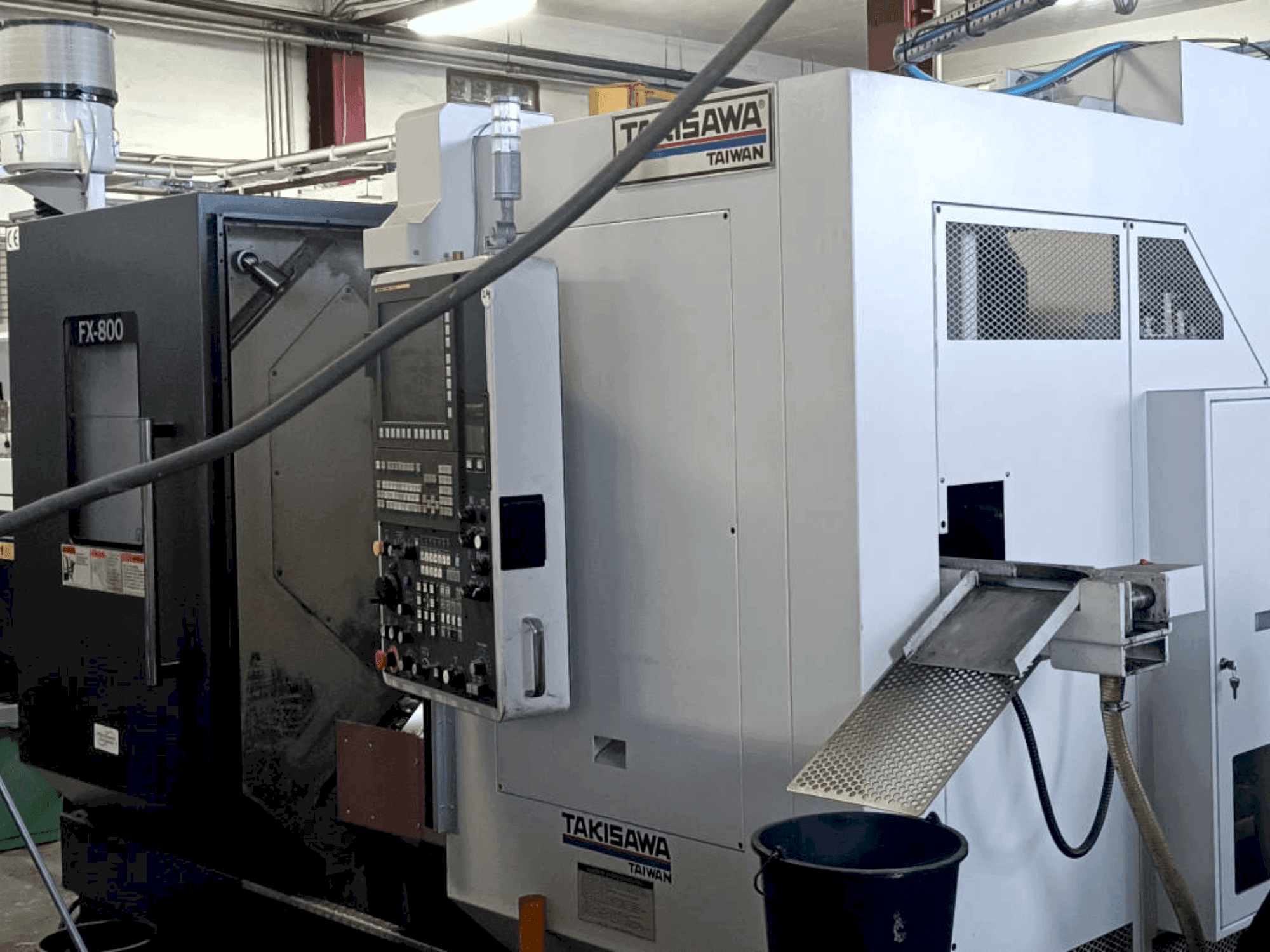 Mašīnas Takisawa FX800  pretskats