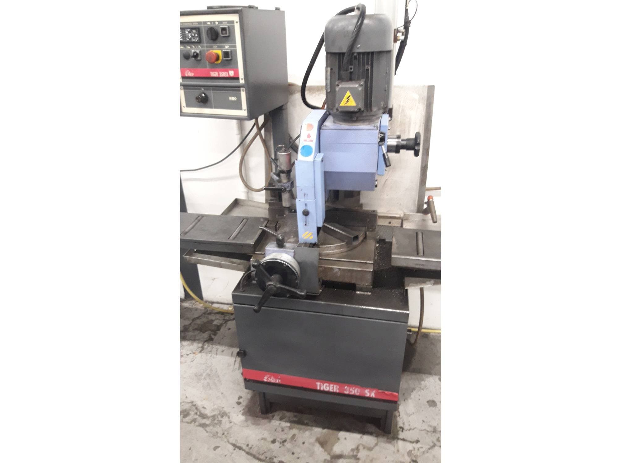 Mašīnas MEP TIGER 350SX  pretskats