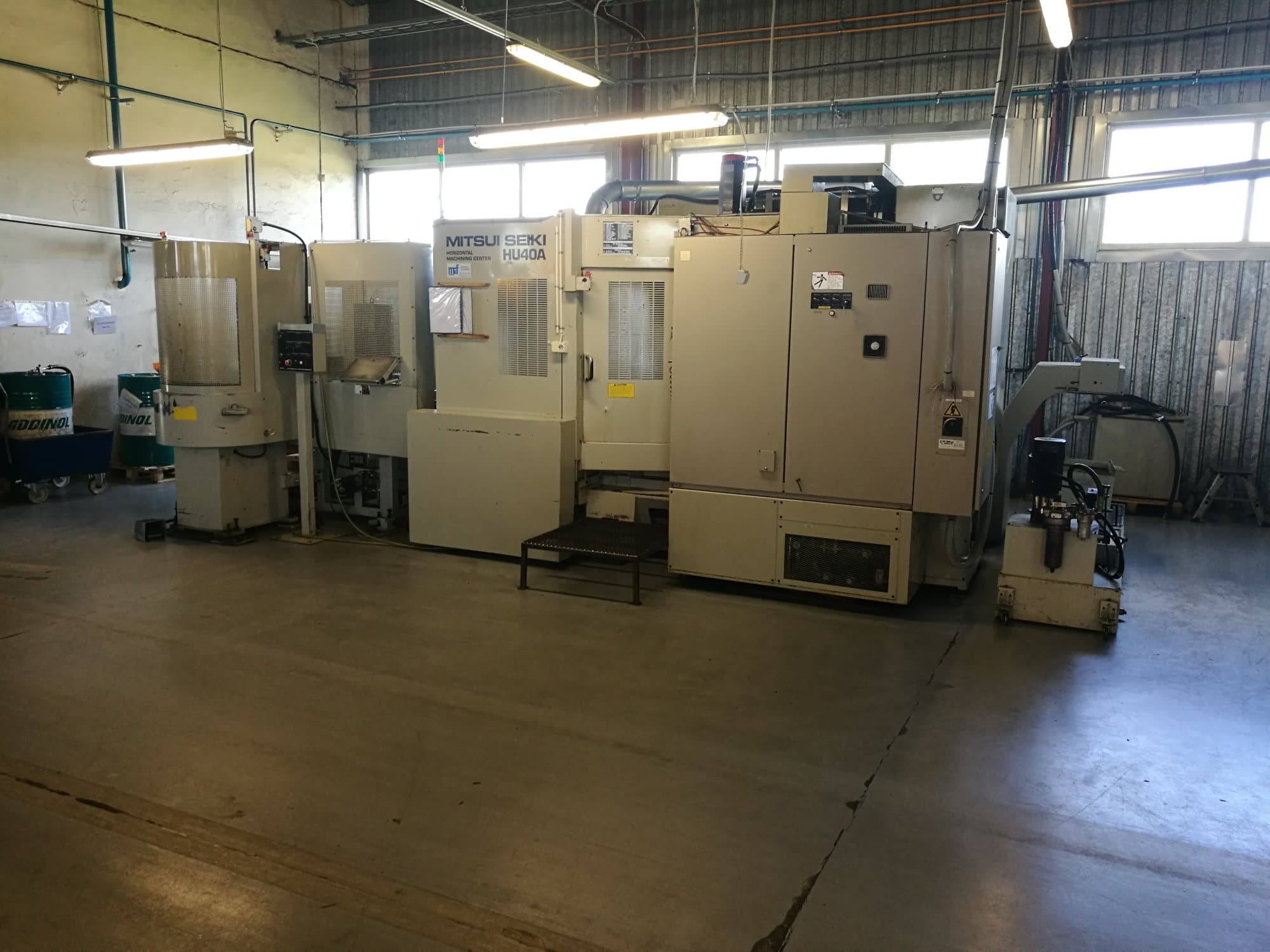 Mašīnas Mitsui Seiki HU40A  pretskats