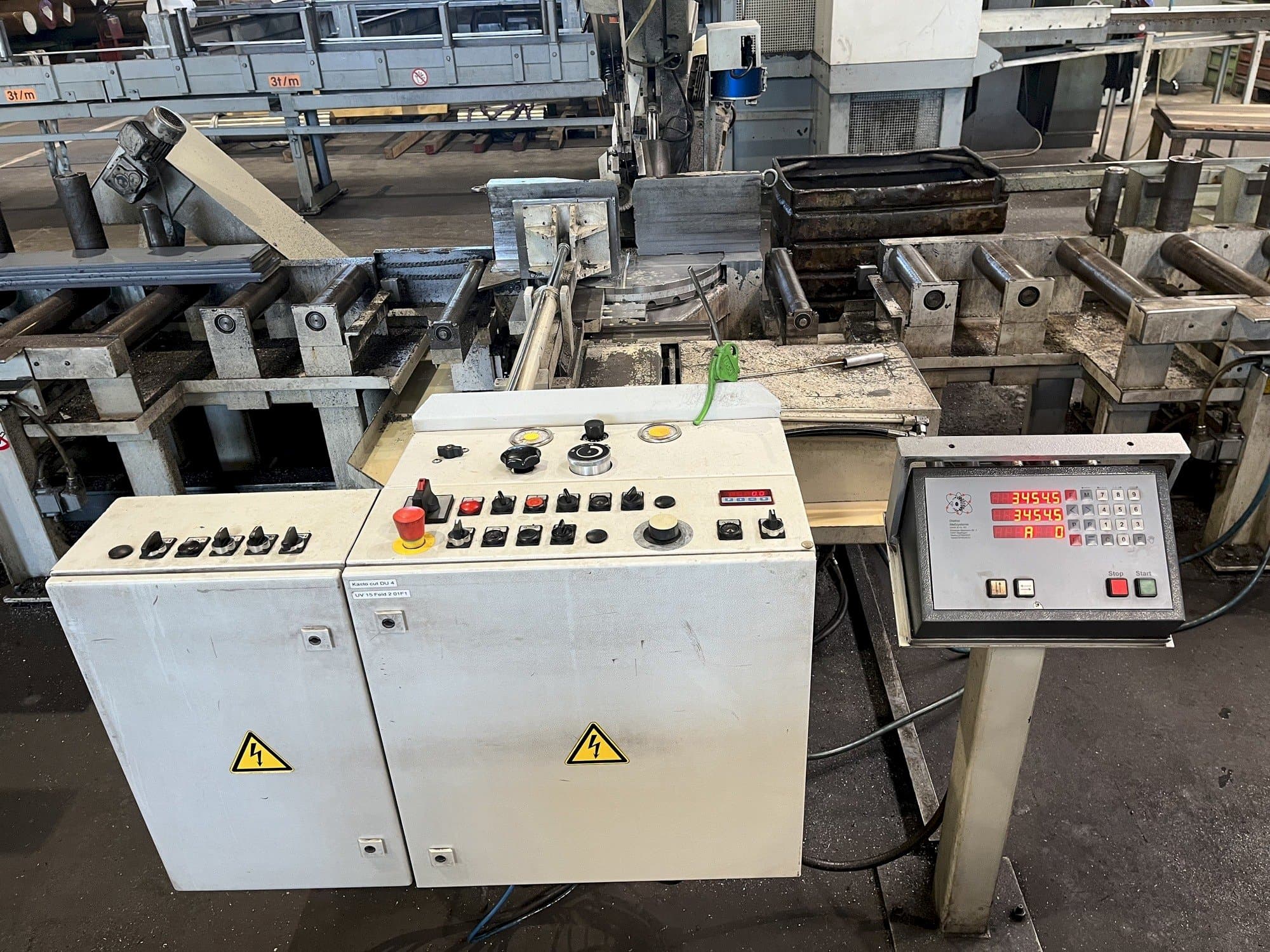 Mašīnas KASTO cut DU 4  pretskats