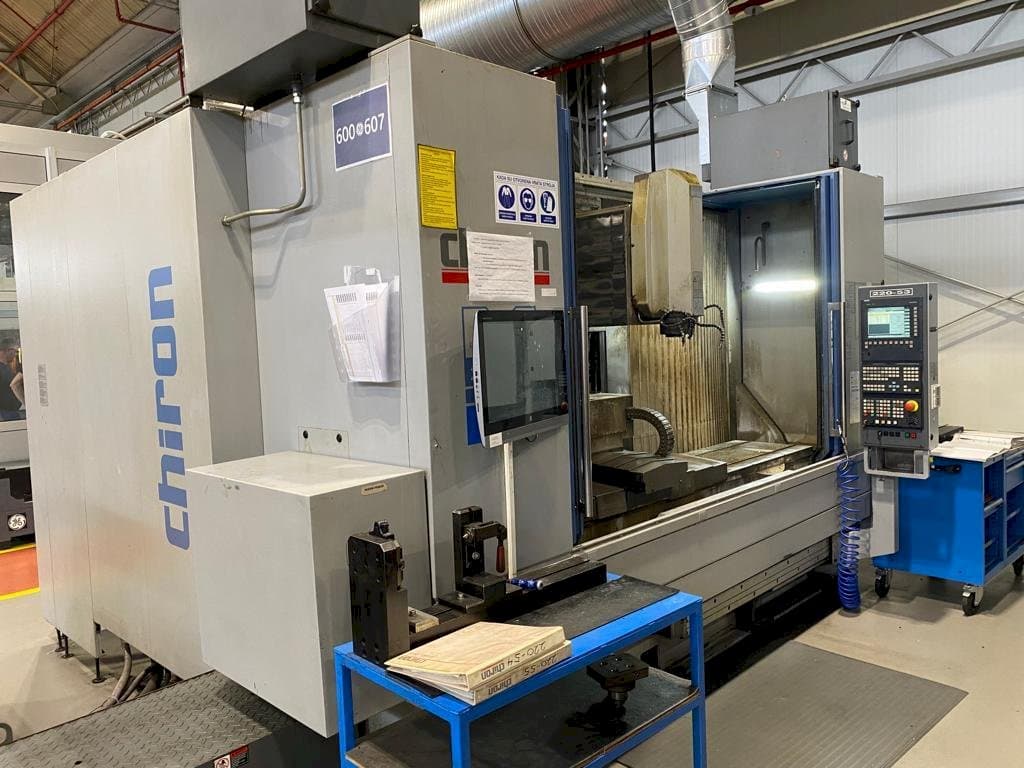 Mašīnas CHIRON MILL 2000  pretskats