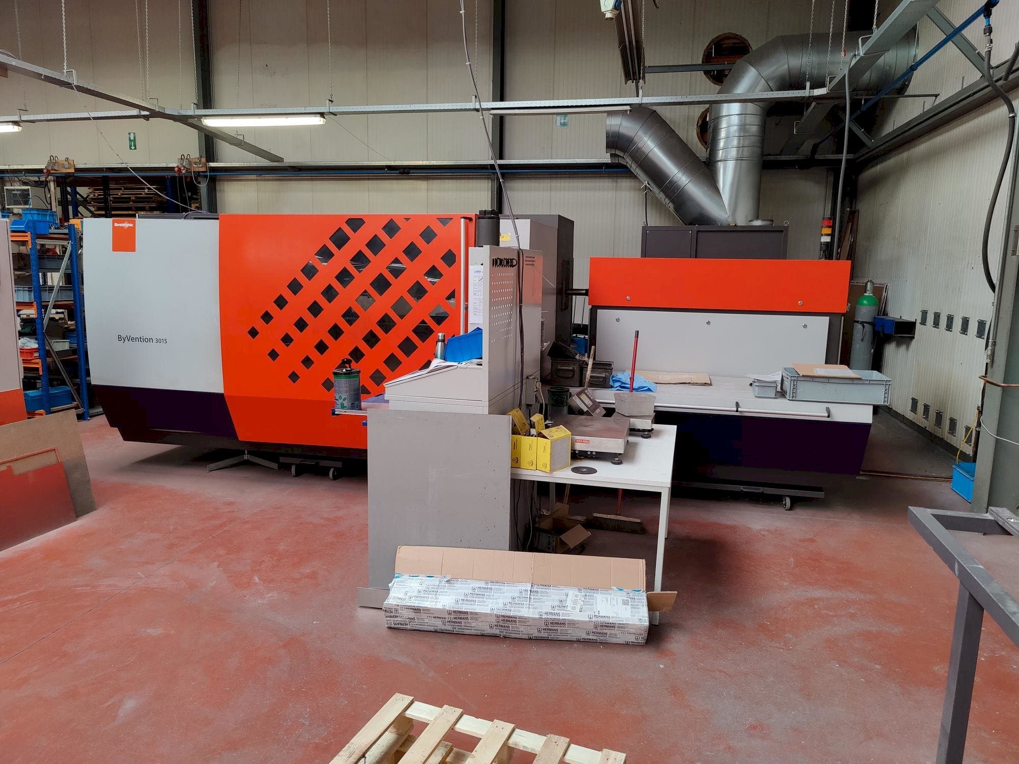 Mašīnas Bystronic ByVention 3015  pretskats