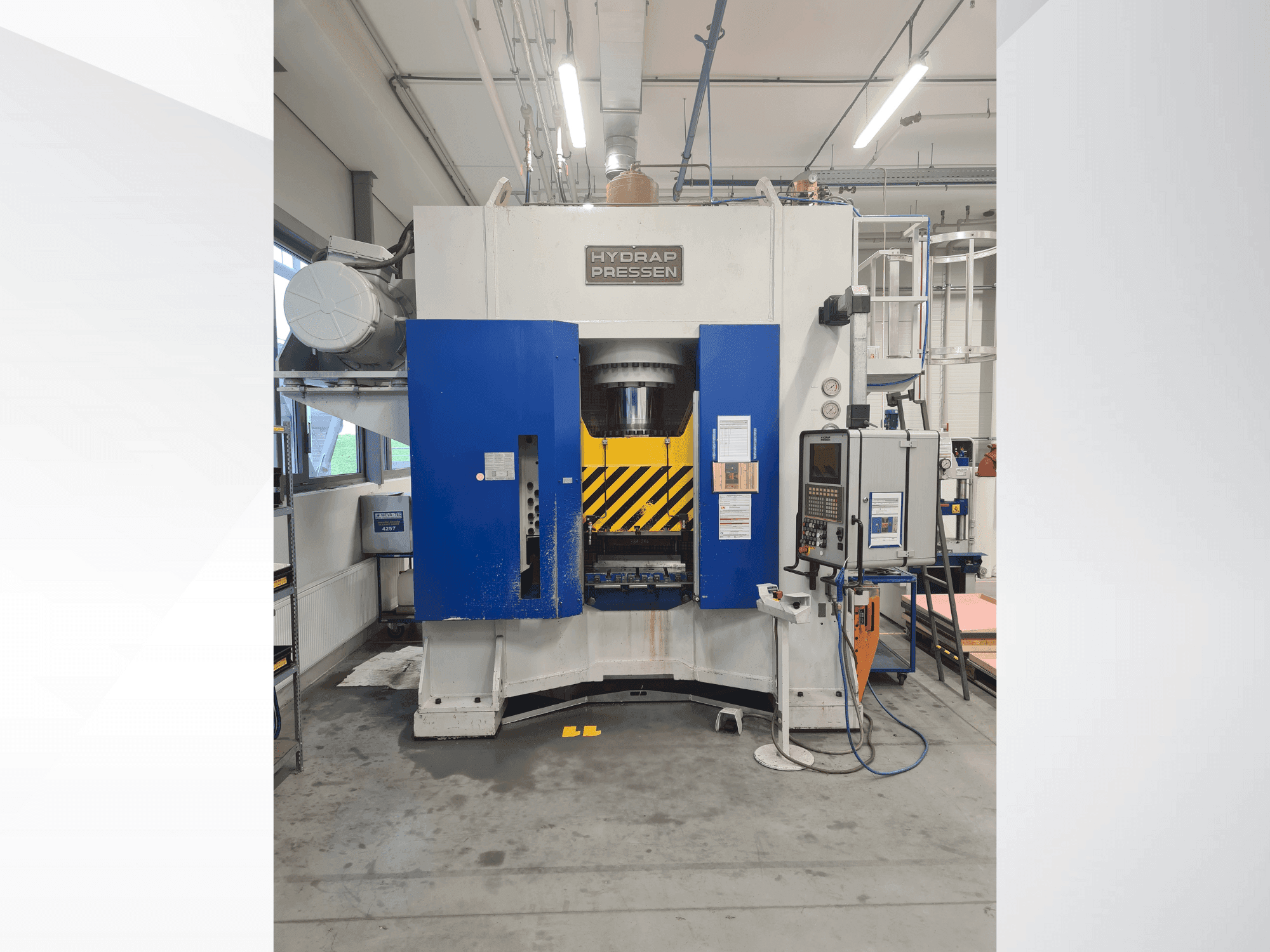 Mašīnas HYDRAP HPDB 400  pretskats