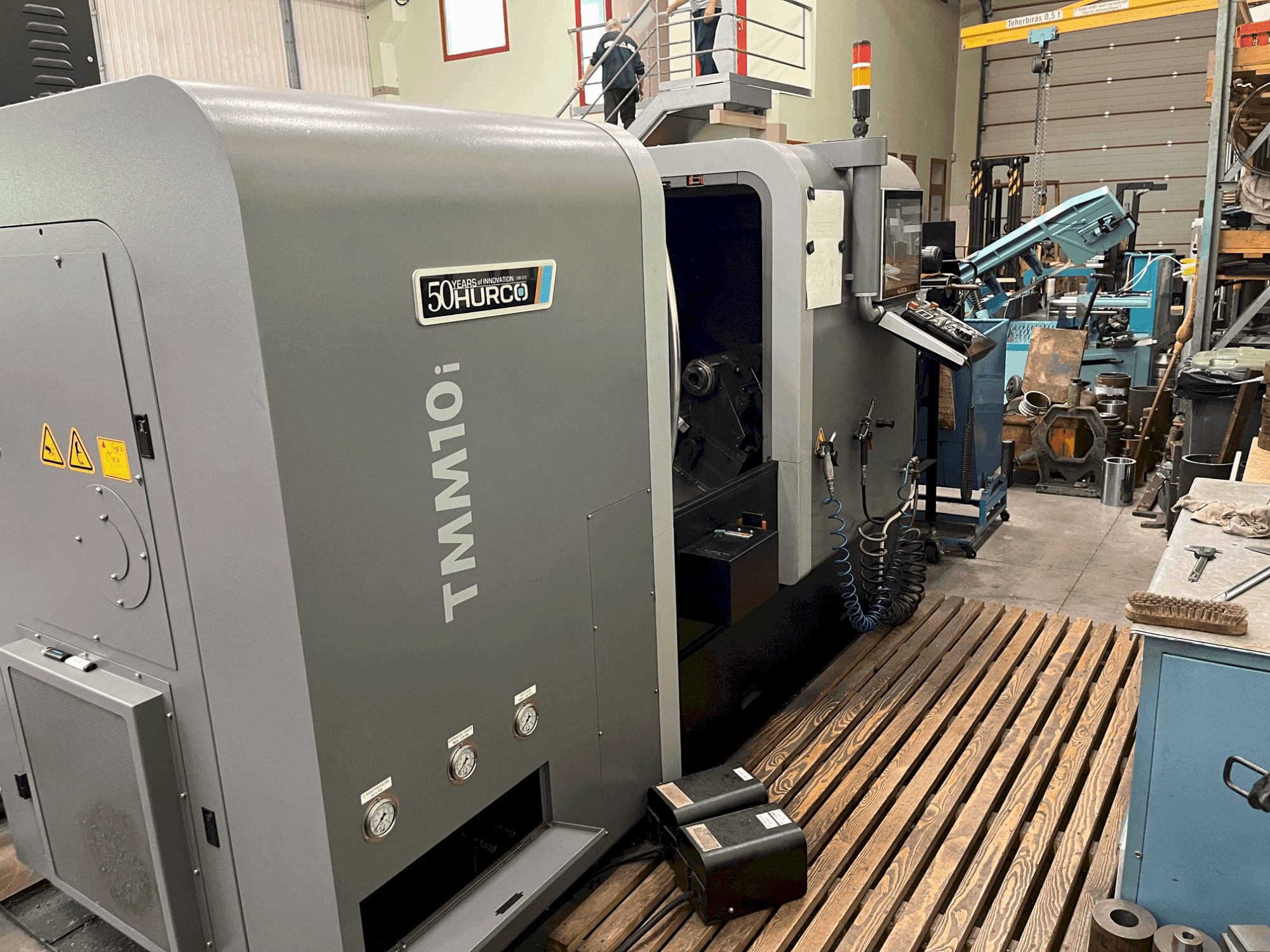 Mašīnas Hurco TMM10i  pretskats