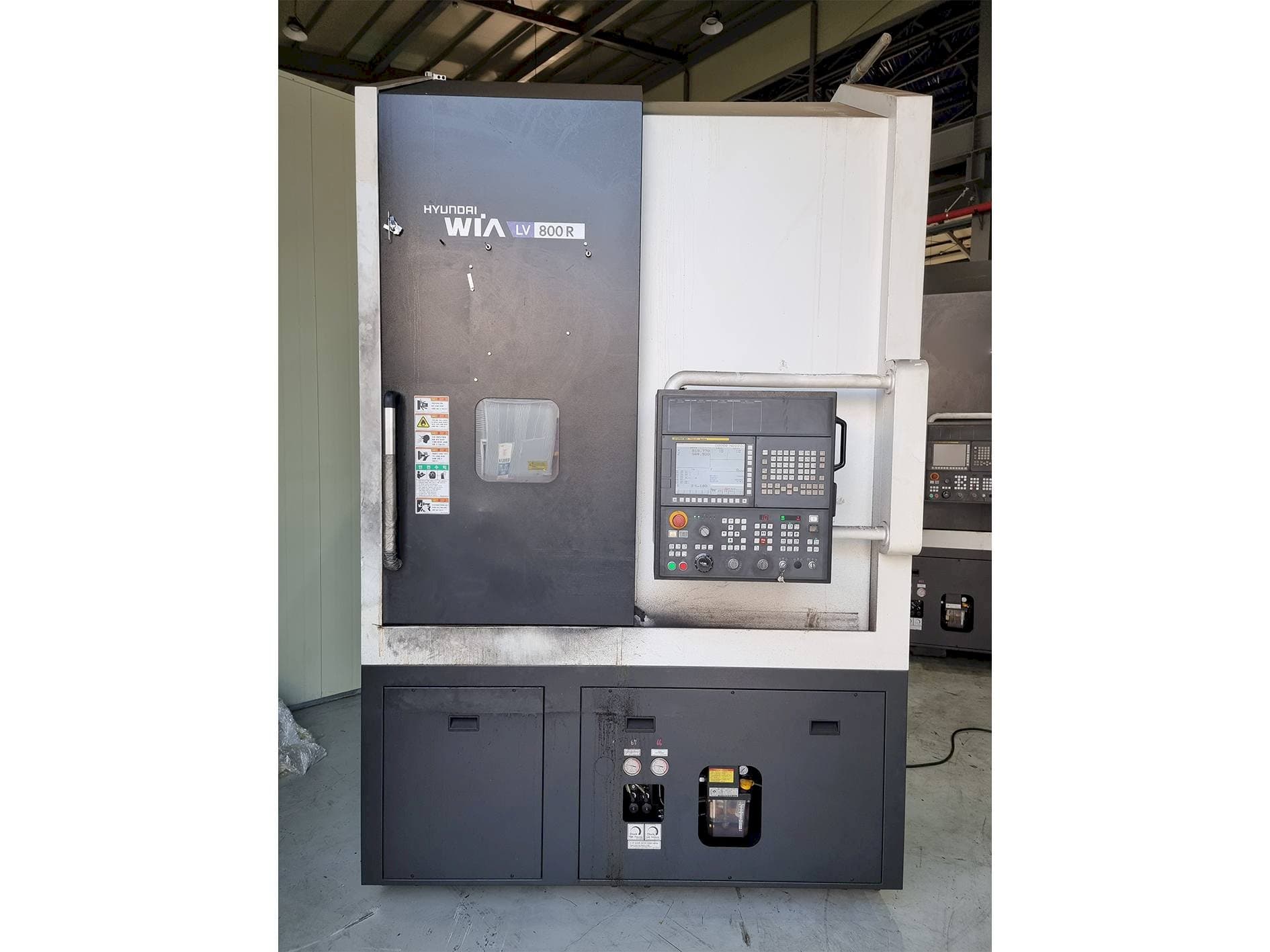 Mašīnas Hyundai Wia LV800R  pretskats