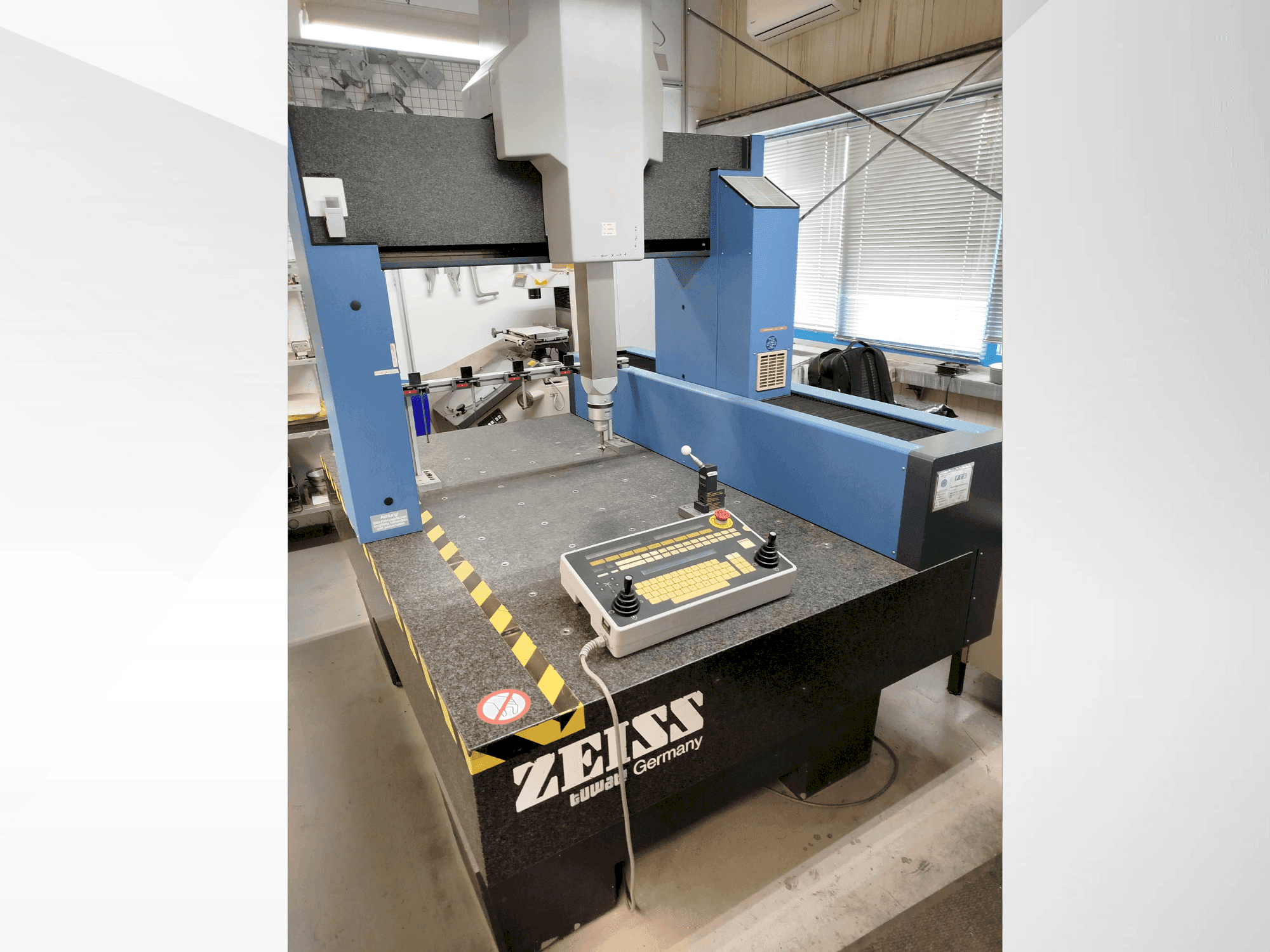 Mašīnas ZEISS Contura G2  pretskats