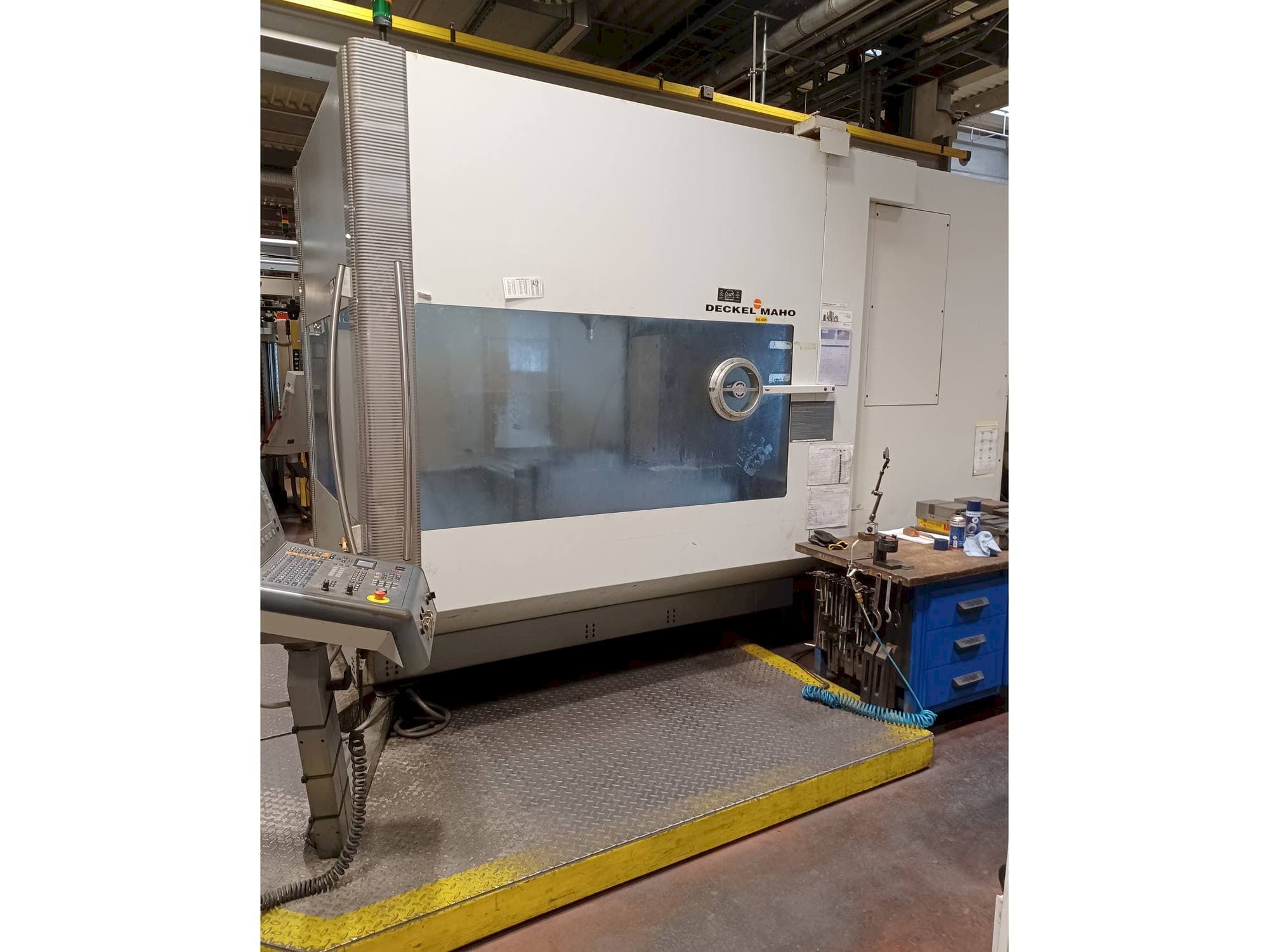 Mašīnas DECKEL MAHO DMU 125 T hi-dyn  pretskats