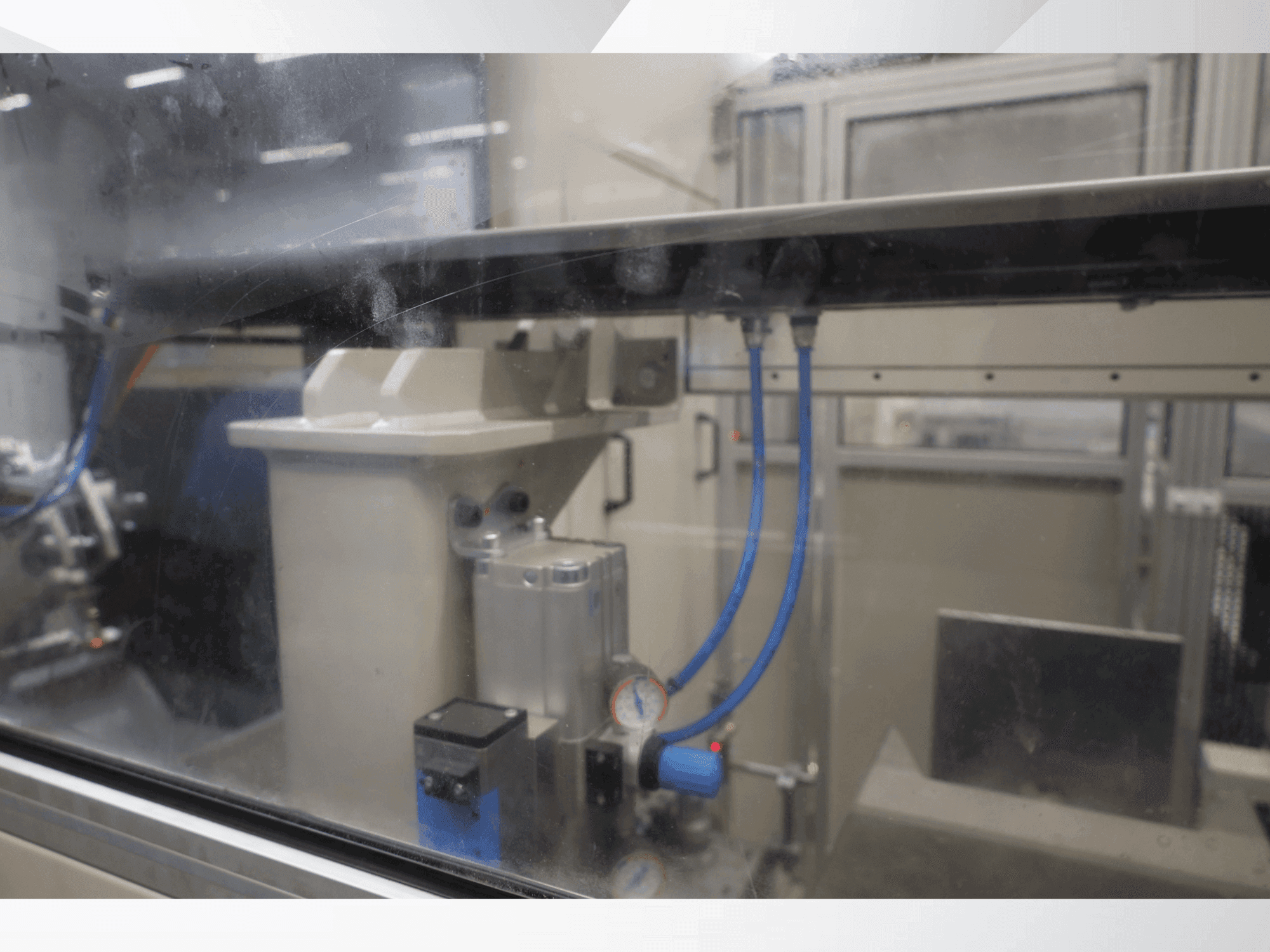 Mašīnas PROFILATOR DV370-HL-05  pretskats