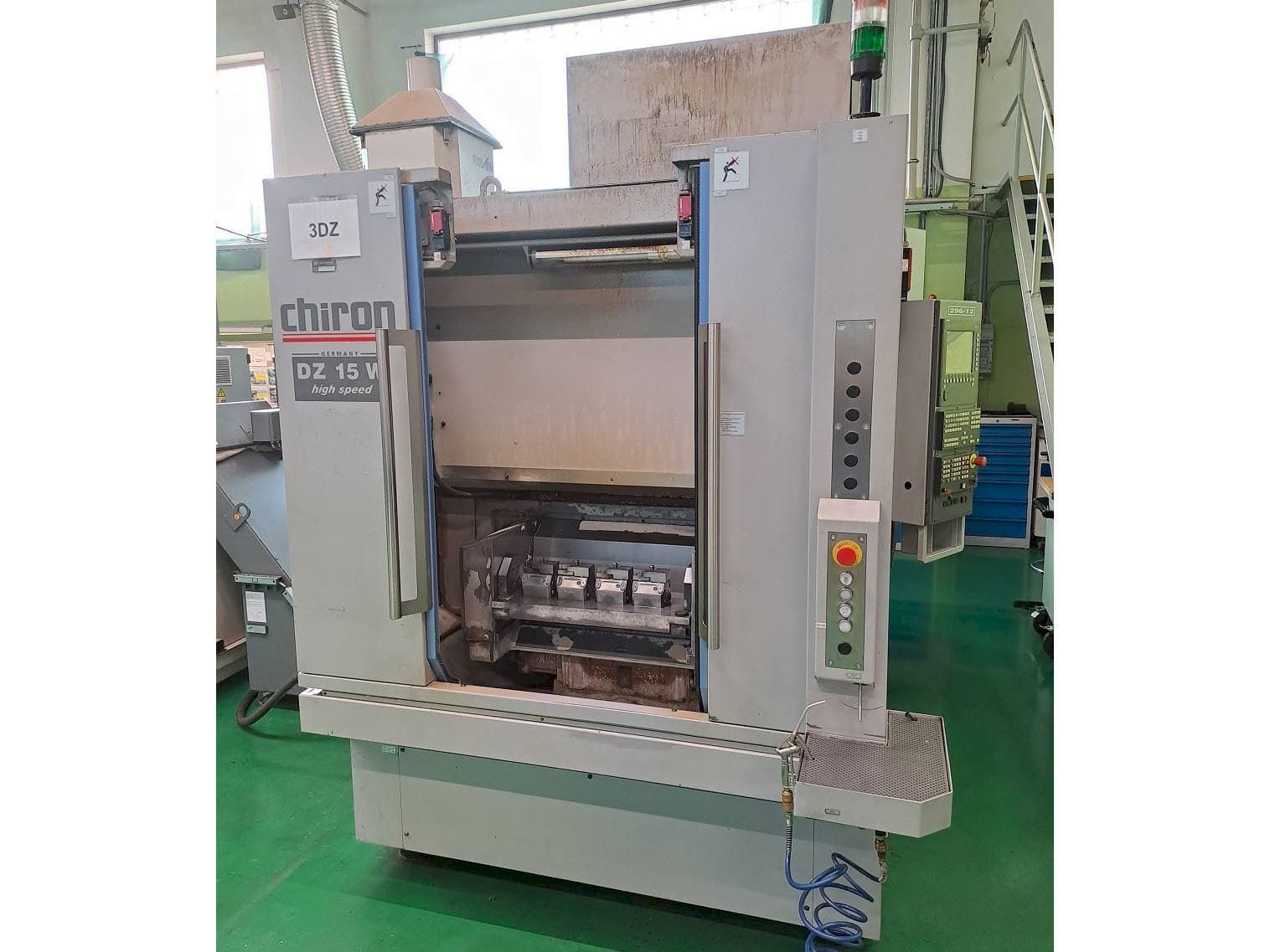 Mašīnas CHIRON DZ 15W HS  pretskats