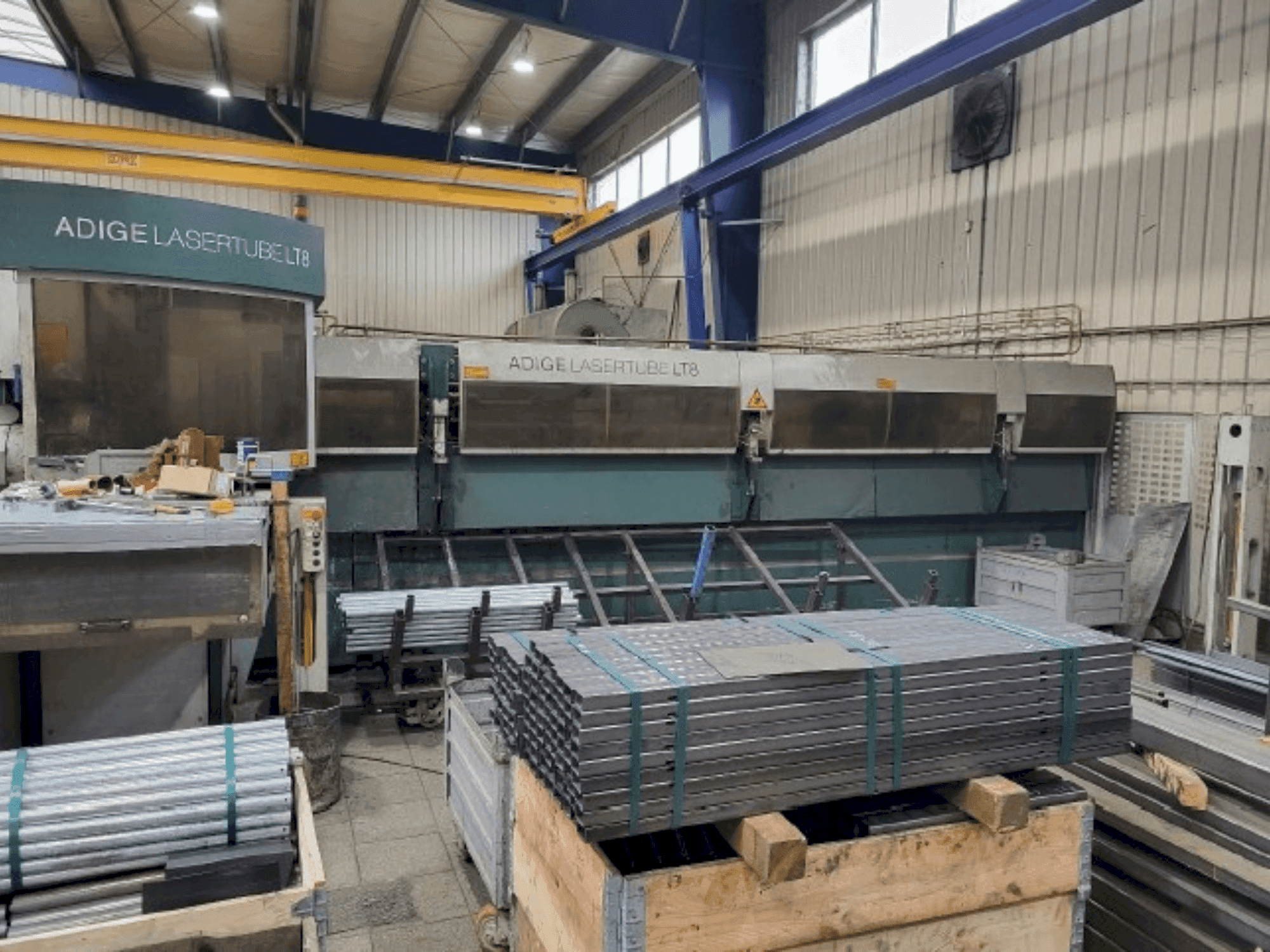 Mašīnas BLM Adige LT 8  pretskats