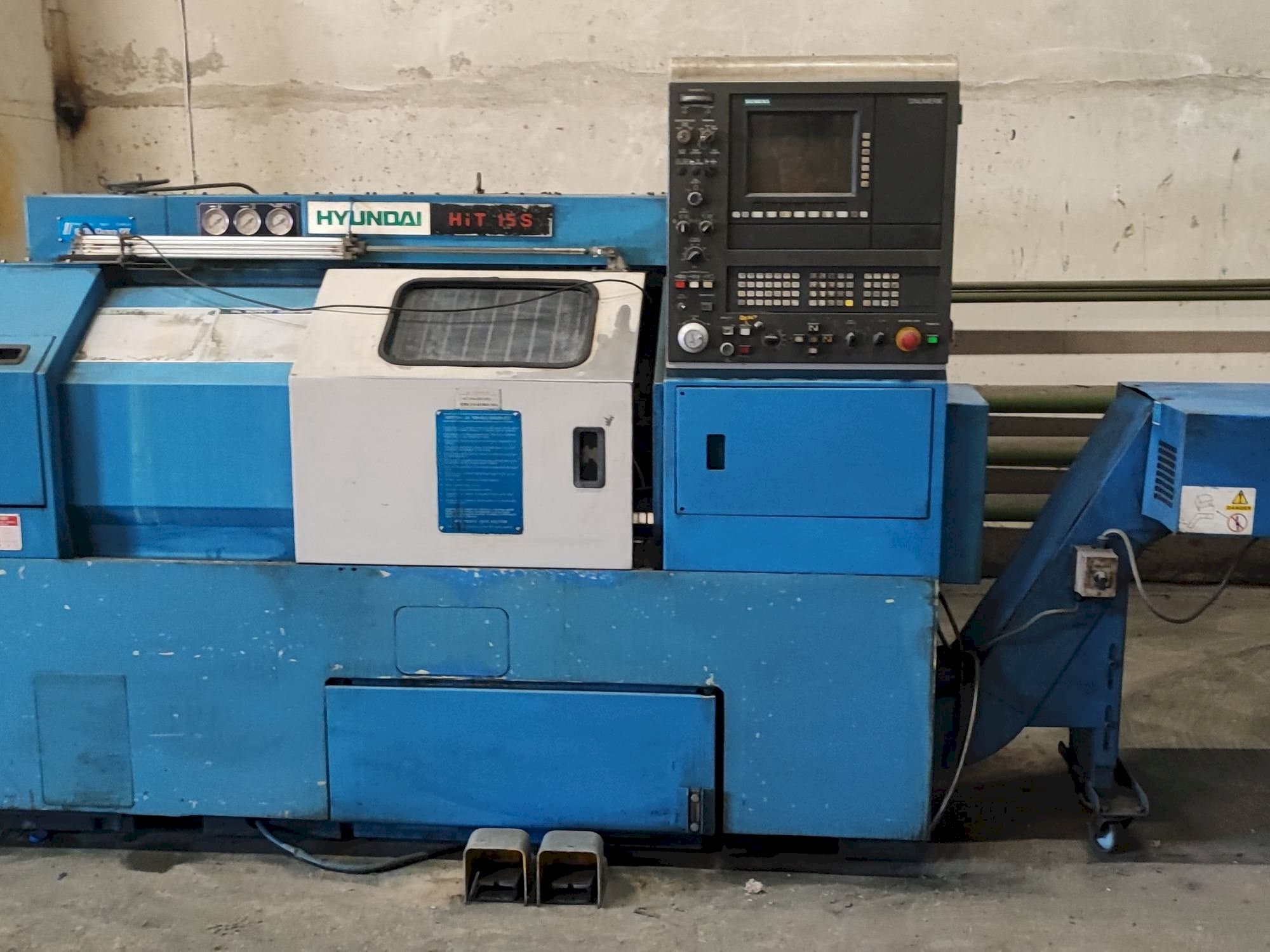 Mašīnas Hyundai HIT15s  pretskats