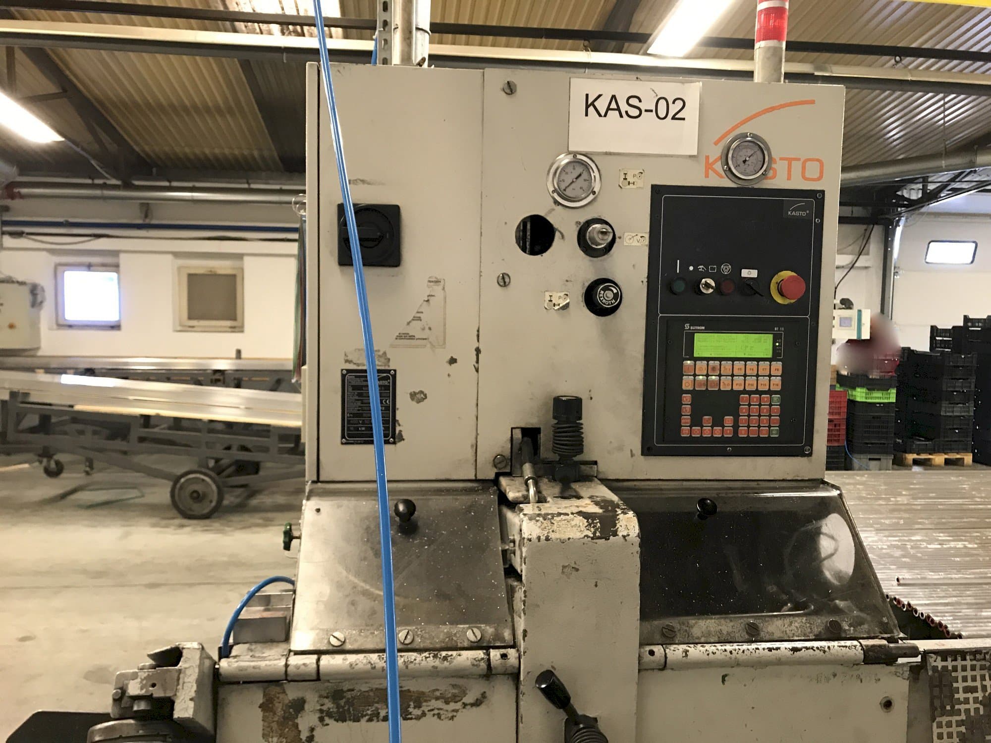 Mašīnas KASTO wa M9  pretskats