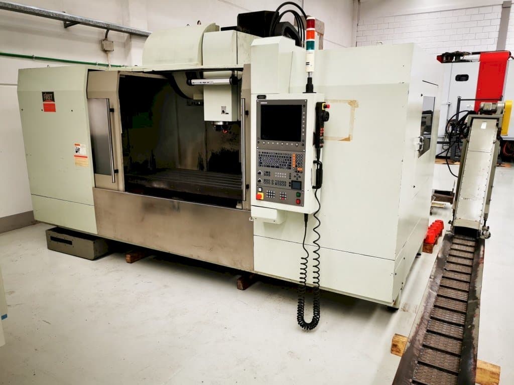 Mašīnas FIRST MCV 1500  pretskats