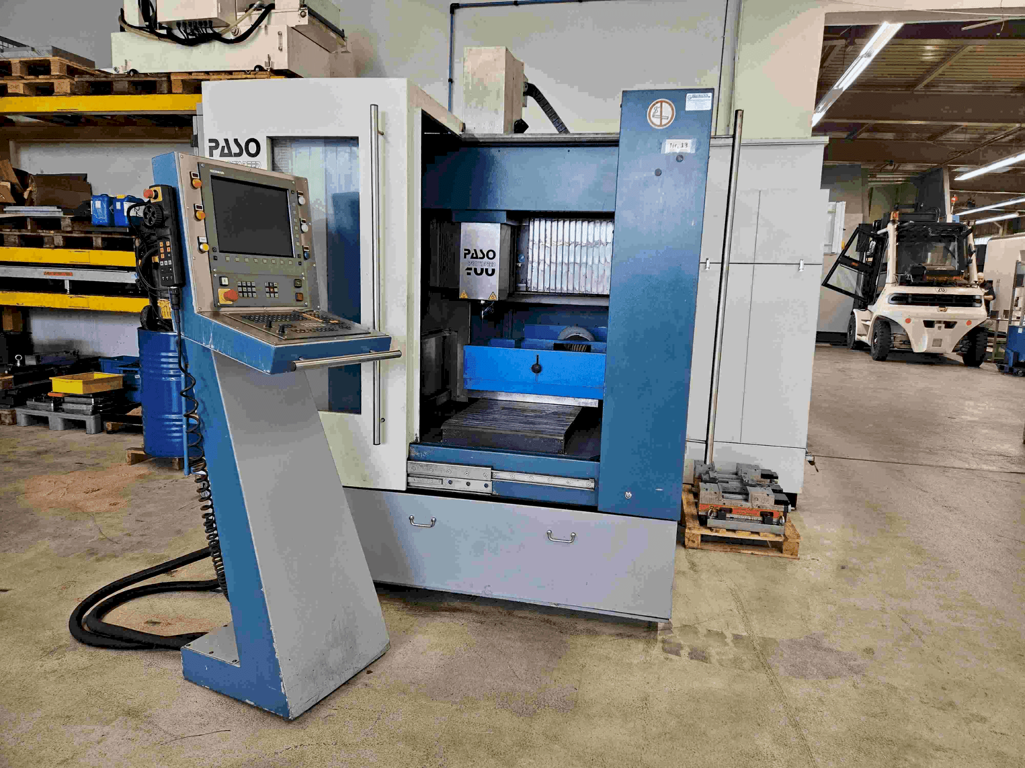 Mašīnas PASO PS400 (2004)  pretskats