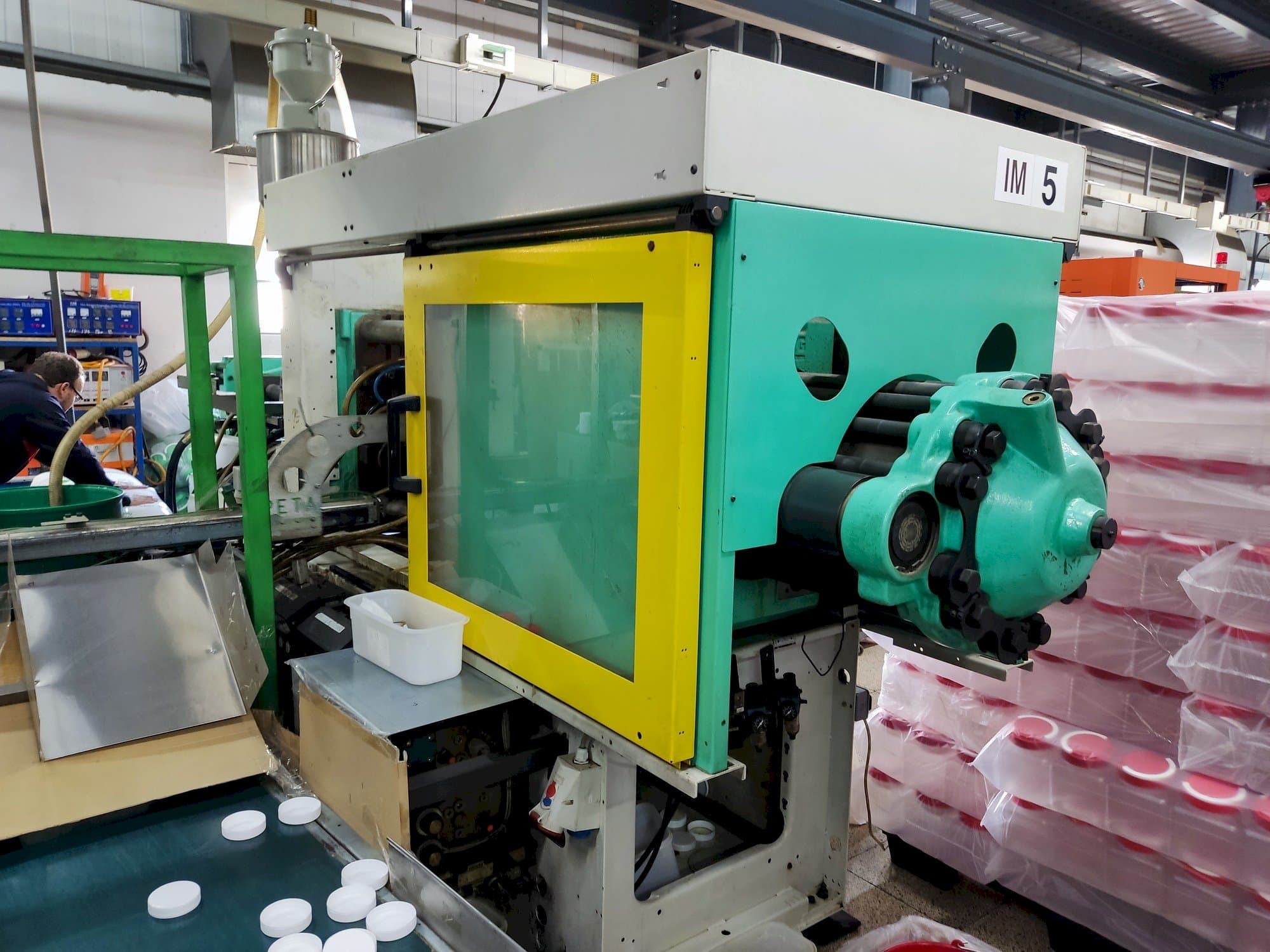 Mašīnas Arburg 470C 1500-675  pretskats