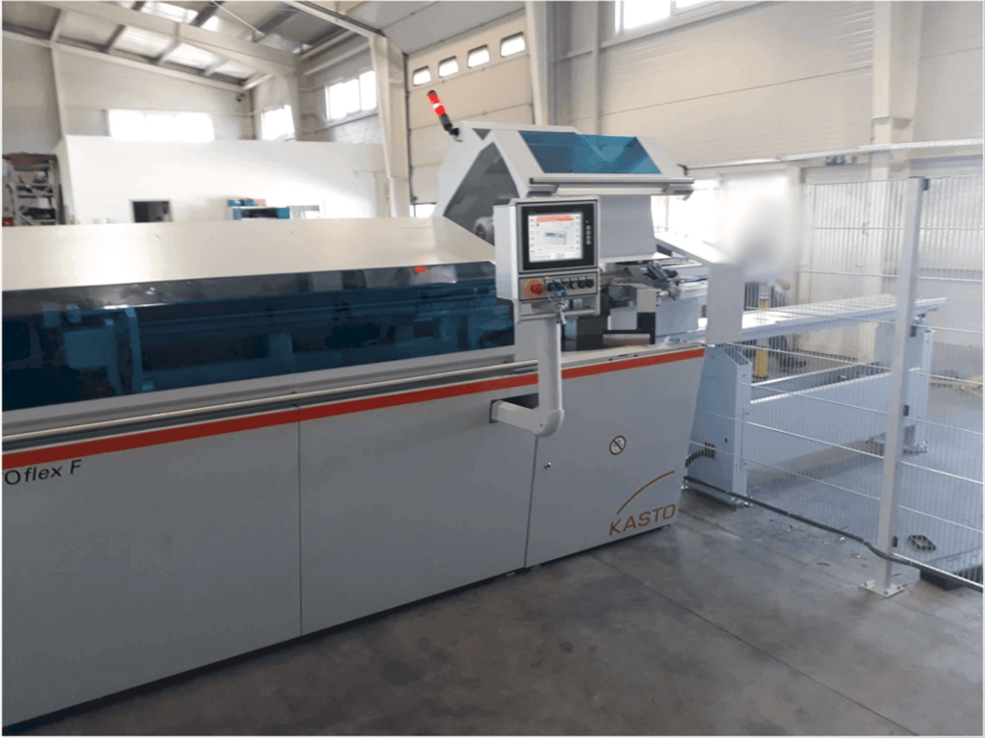 Mašīnas KASTO flex F  pretskats