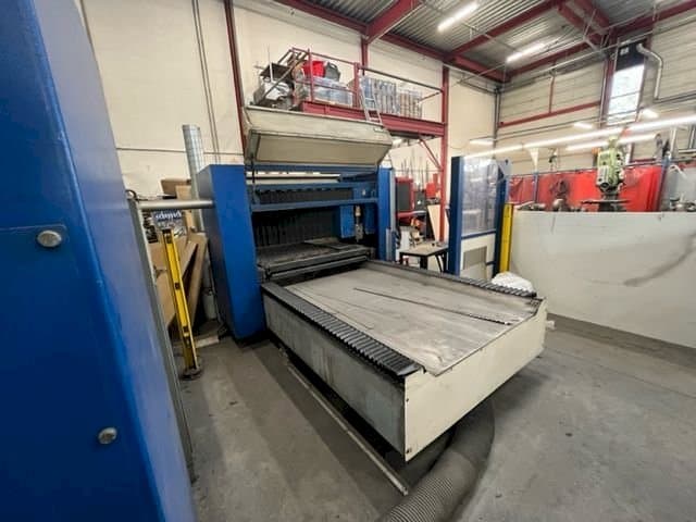 Mašīnas Messer Easylas  pretskats