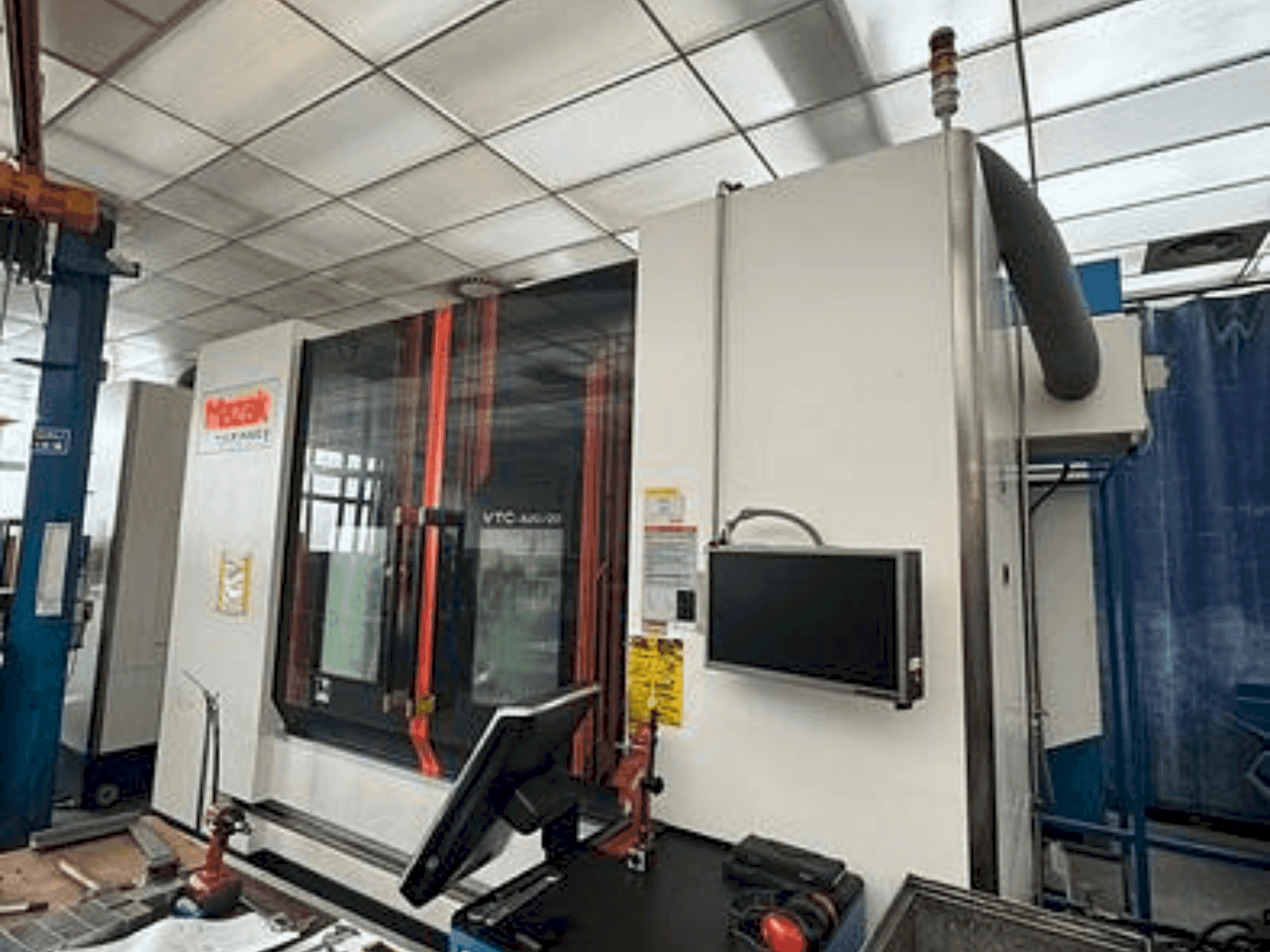 Mašīnas Mazak VTC 820/20  pretskats