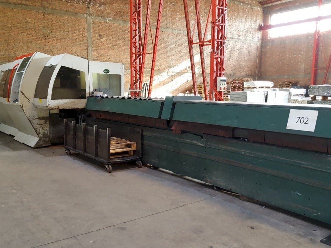 Mašīnas BLM ADIGE LT 702D  pretskats