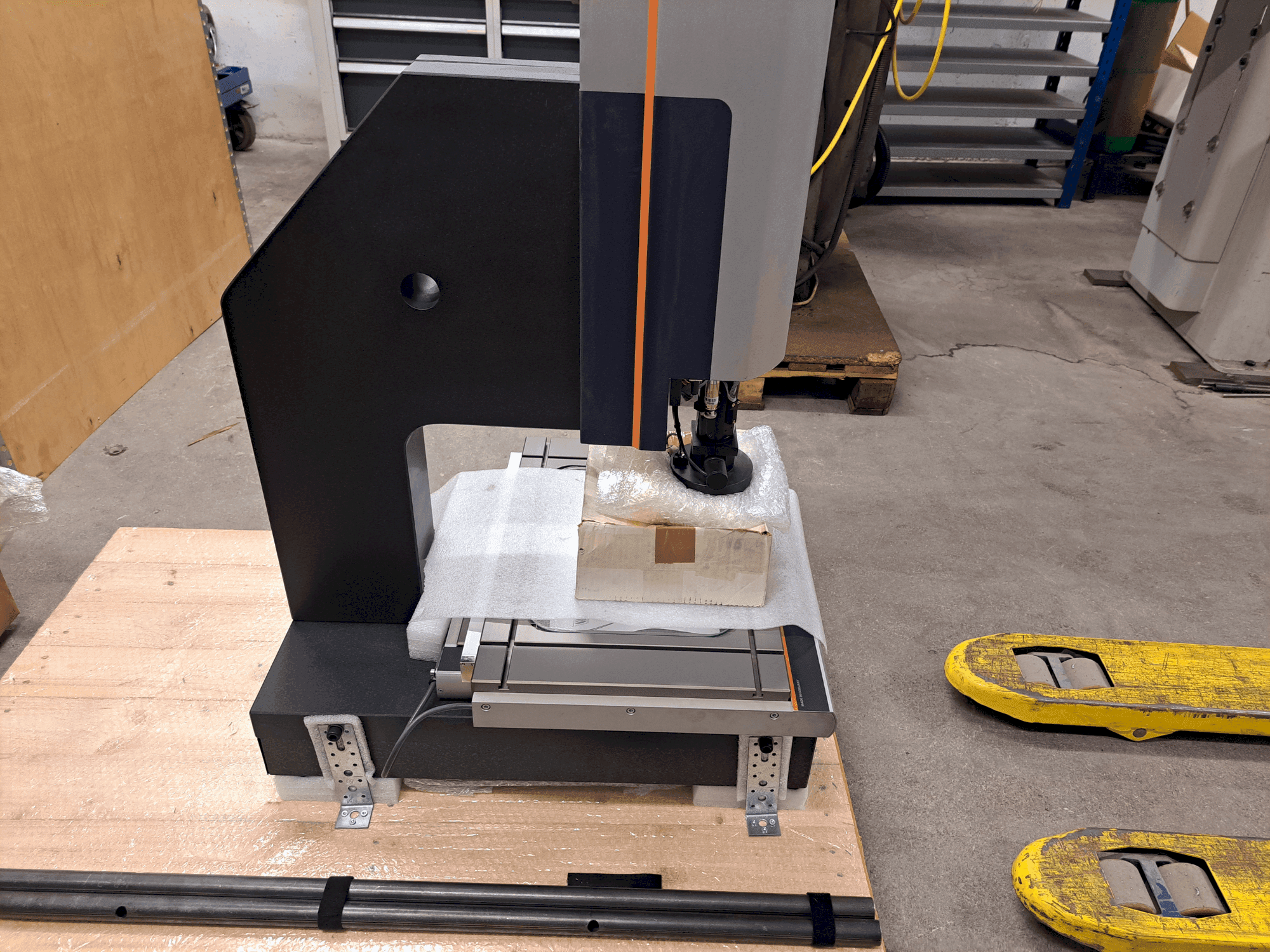 Mašīnas HEINRICH SCHNEIDER MM1-300 CNC MZ TP20  pretskats