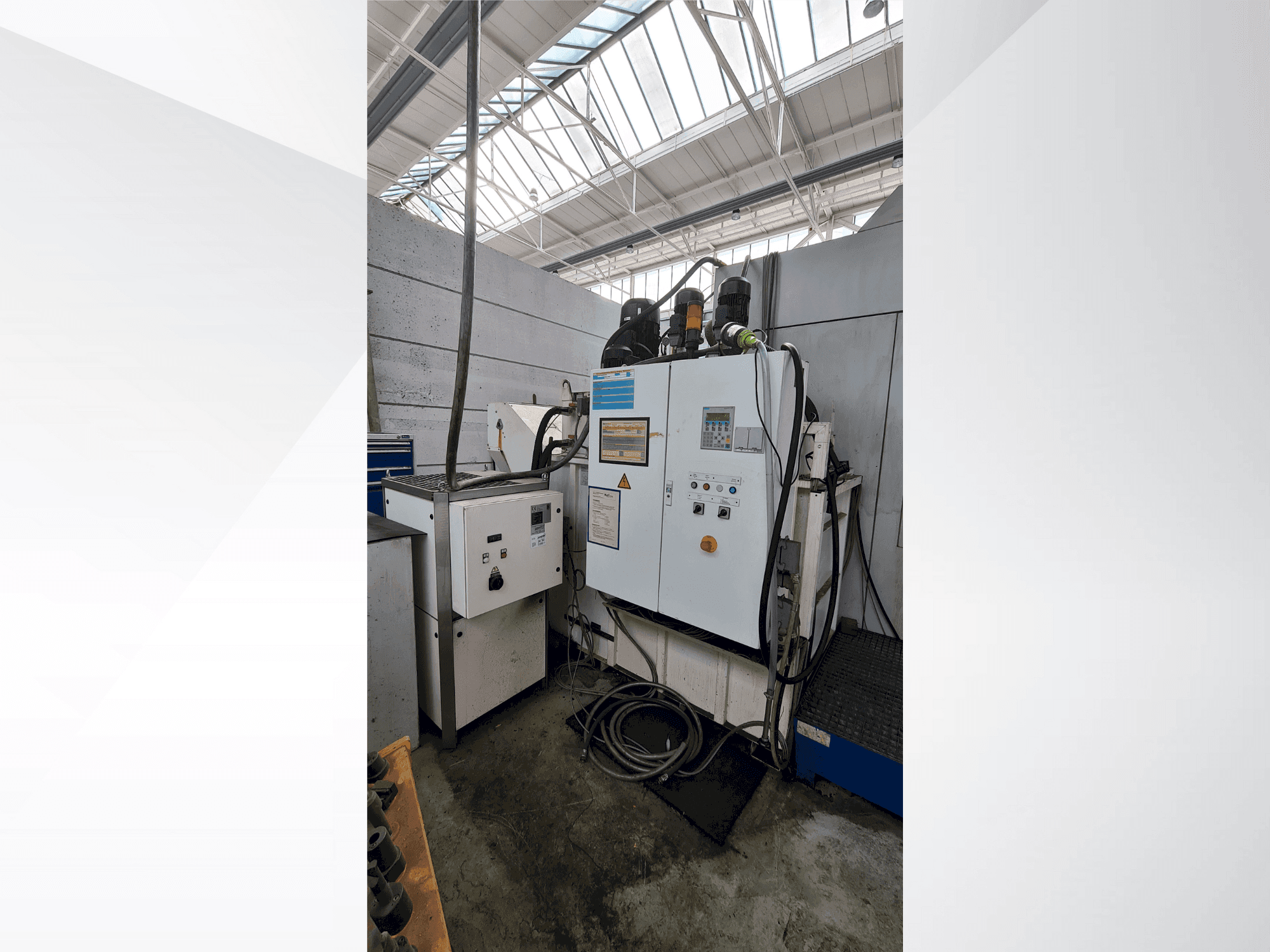 Mašīnas OSG EX-CELL-O XS425  pretskats