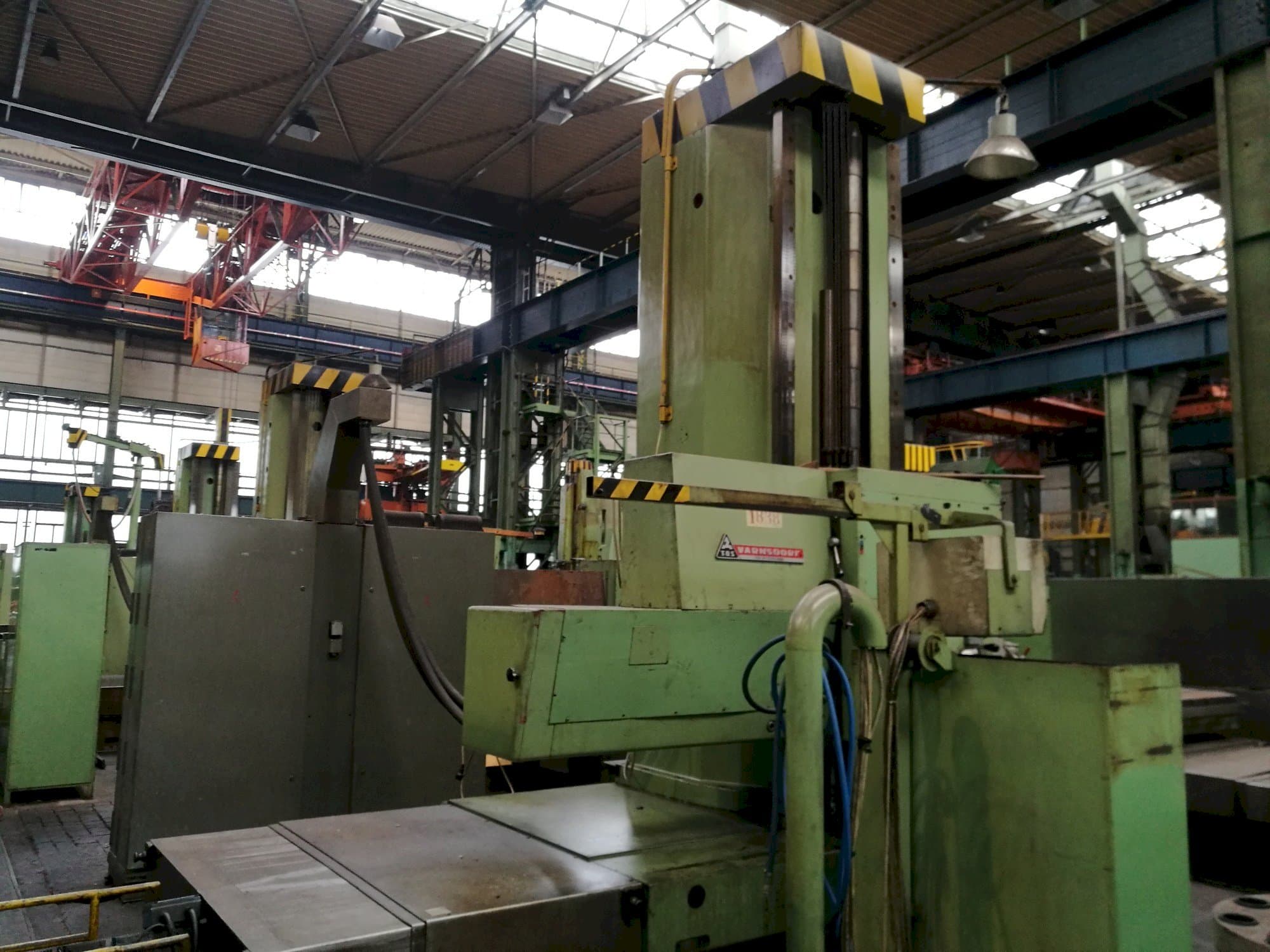 Mašīnas TOS WHN 13  pretskats