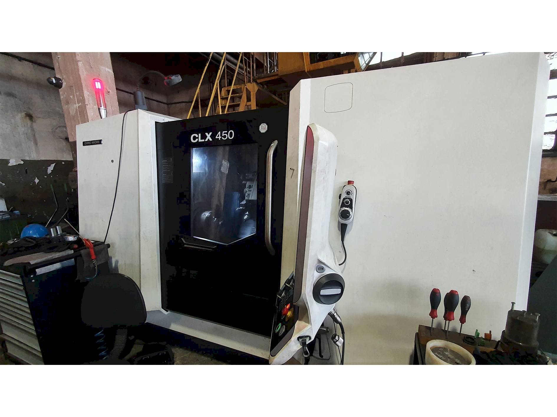 Mašīnas DMG MORI CLX450 pretskats