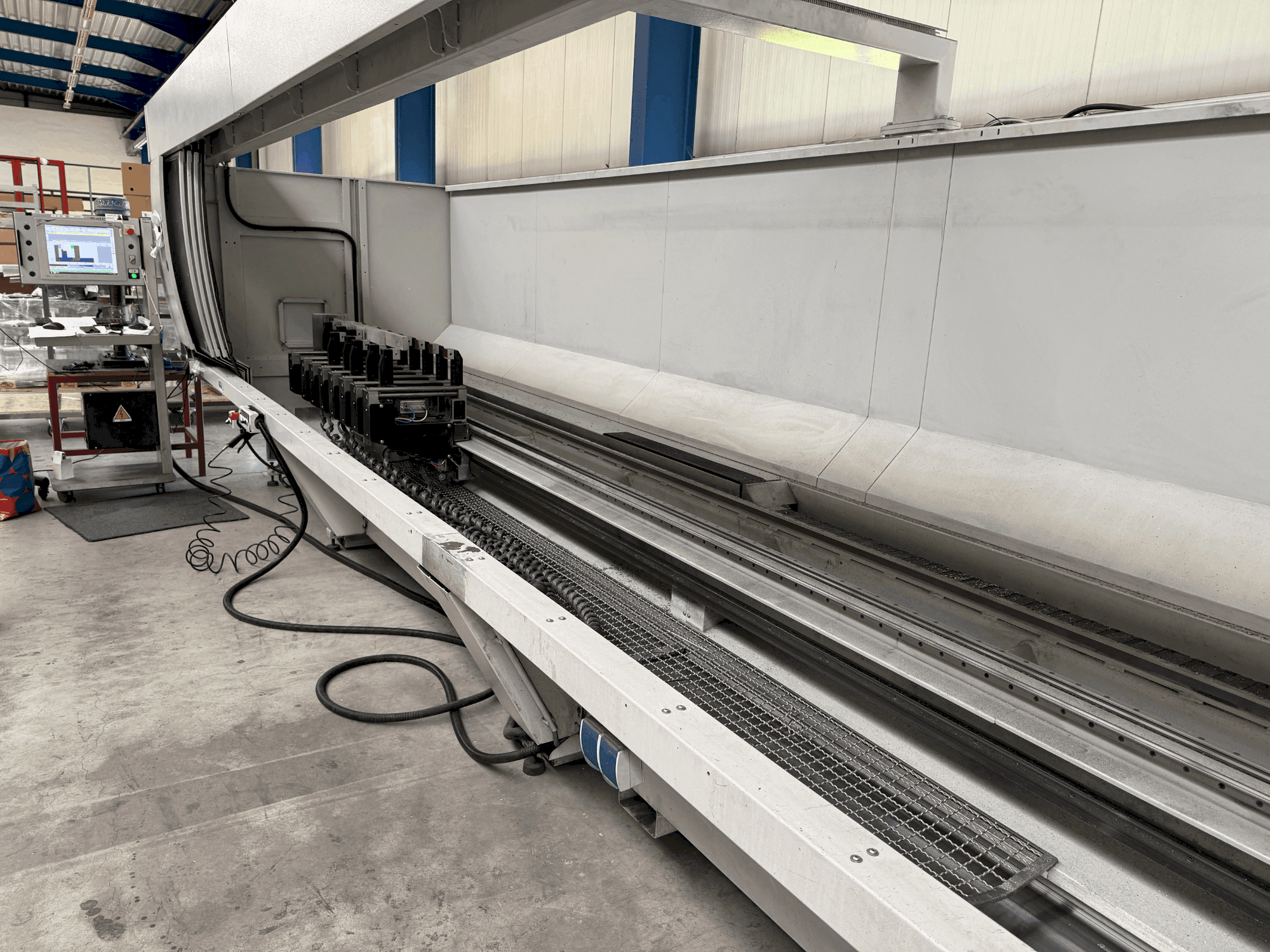 Mašīnas FomIndustrie DALI 70  pretskats