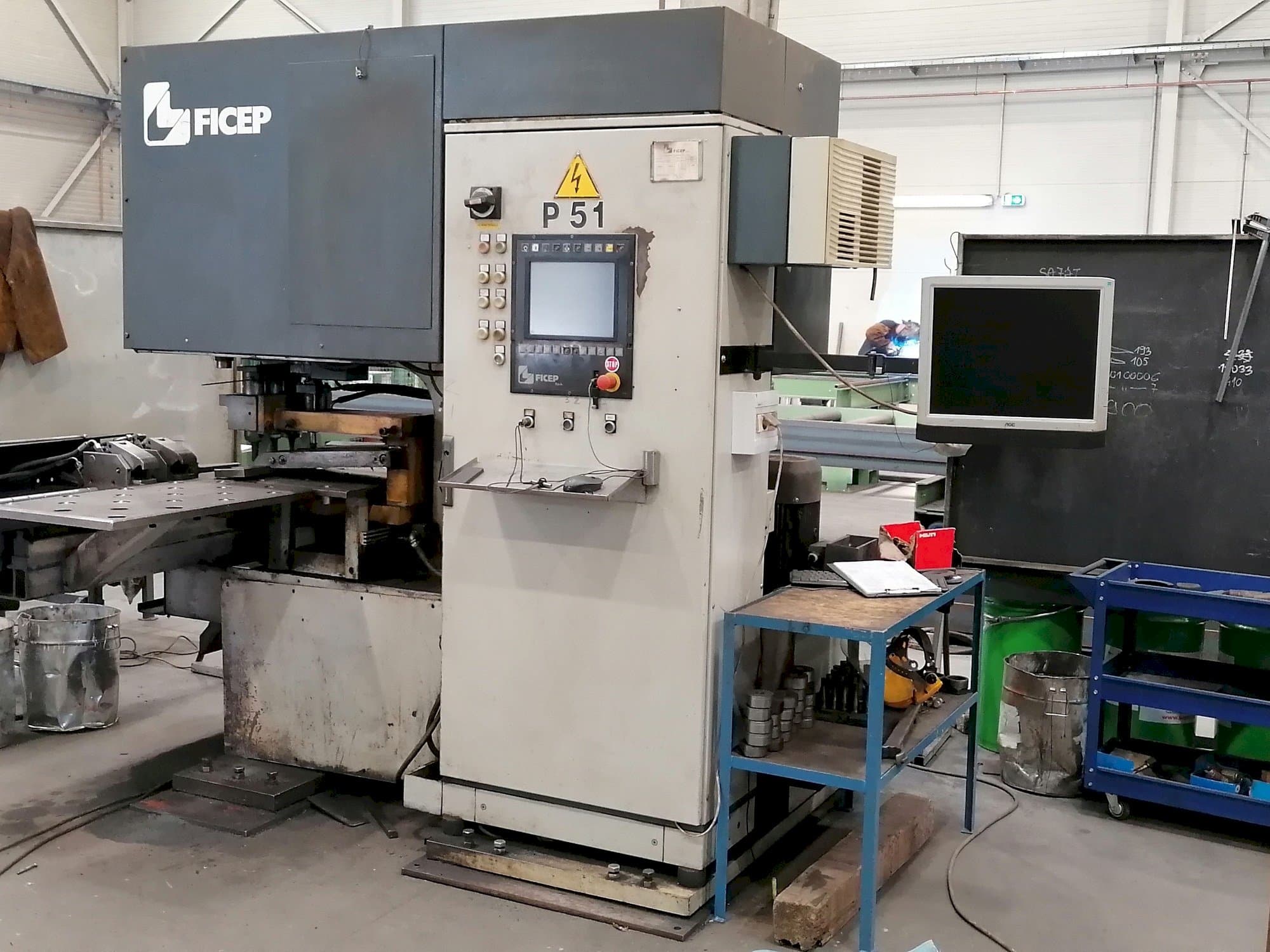 Mašīnas FICEP P51  pretskats