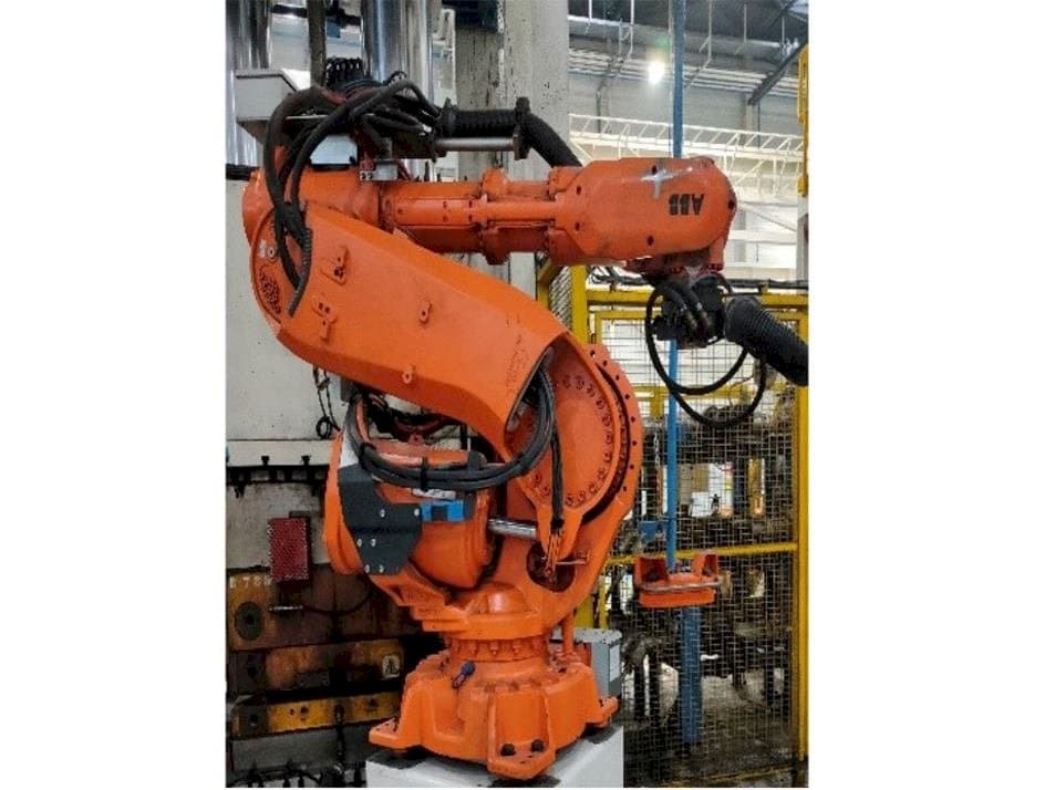 Mašīnas ABB IRB 6640-185/2.8  pretskats