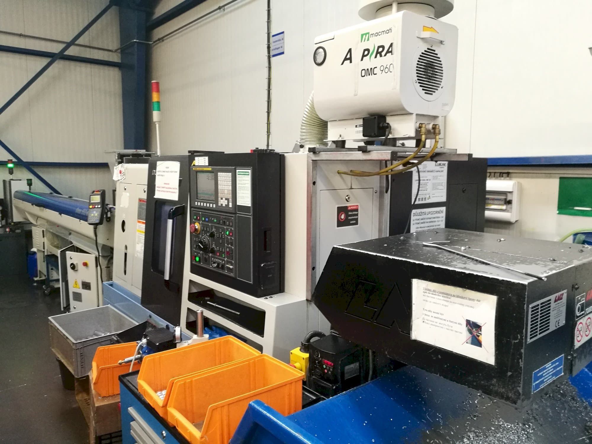 Mašīnas Doosan Lynx 220GA  pretskats