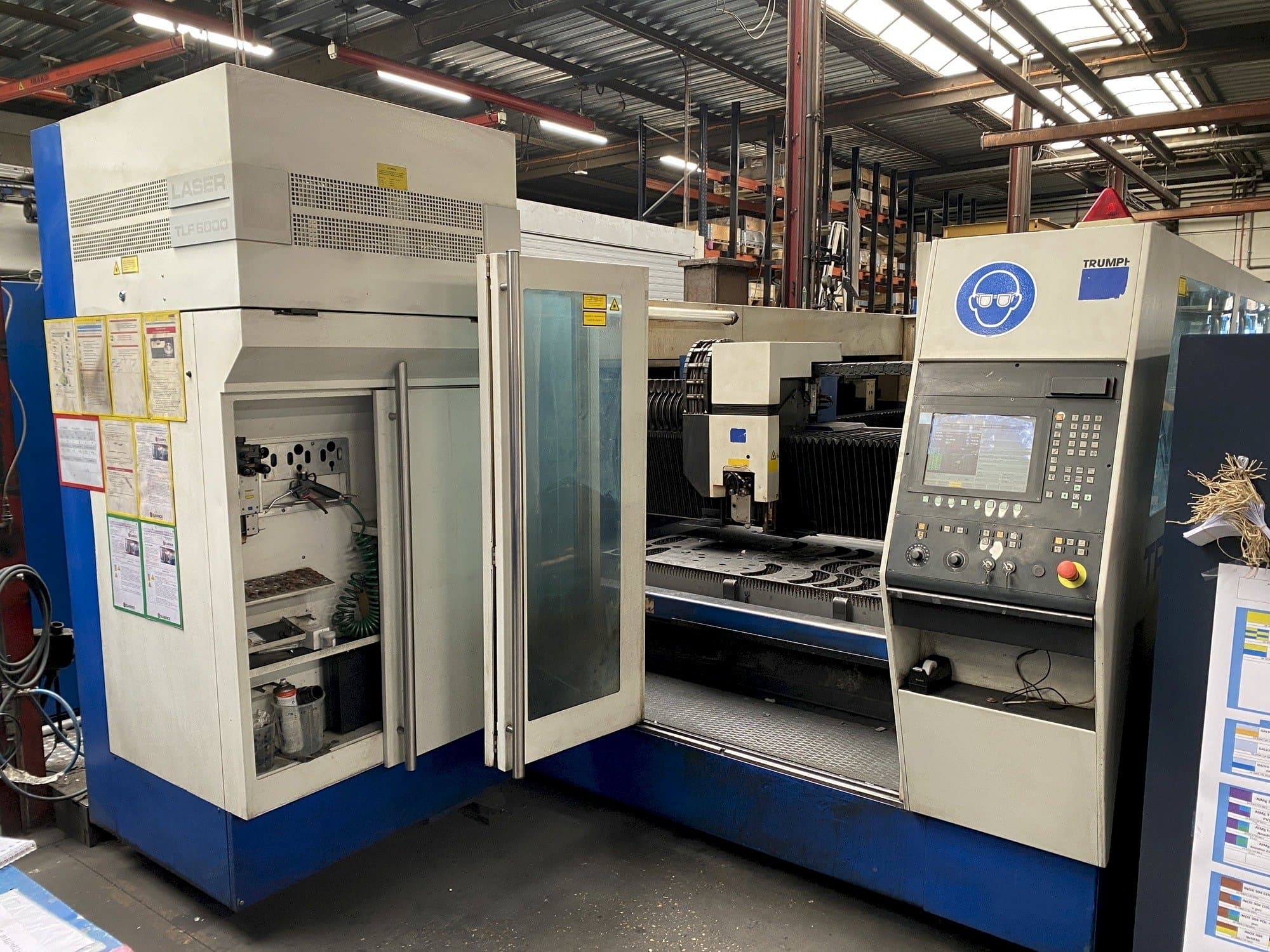 Mašīnas Trumpf Trumatic L3050  pretskats