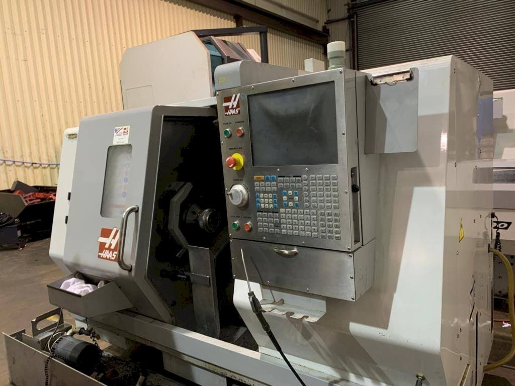 Mašīnas HAAS SL-20 pretskats