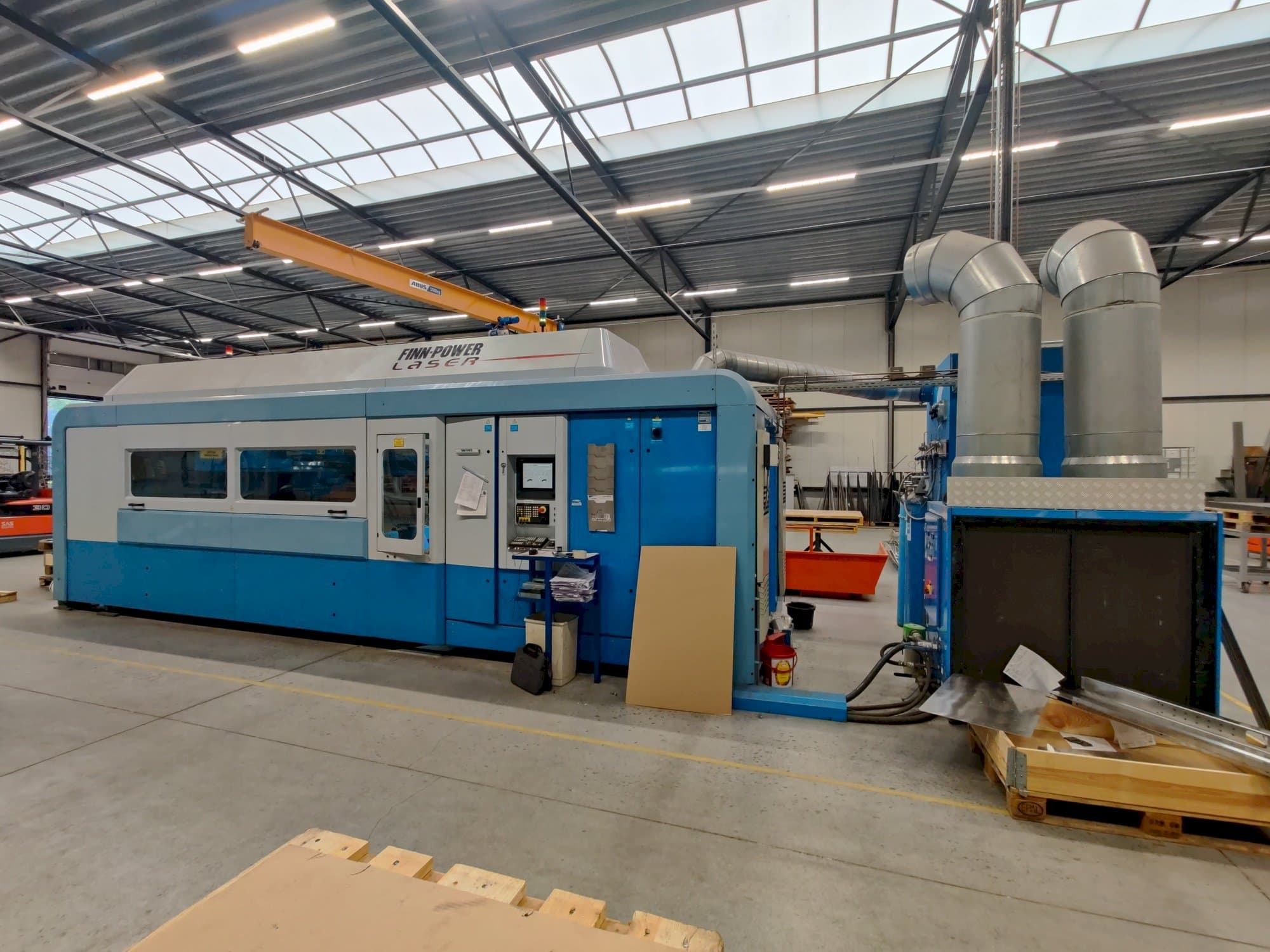 Mašīnas Finn-Power FPL6-B  pretskats