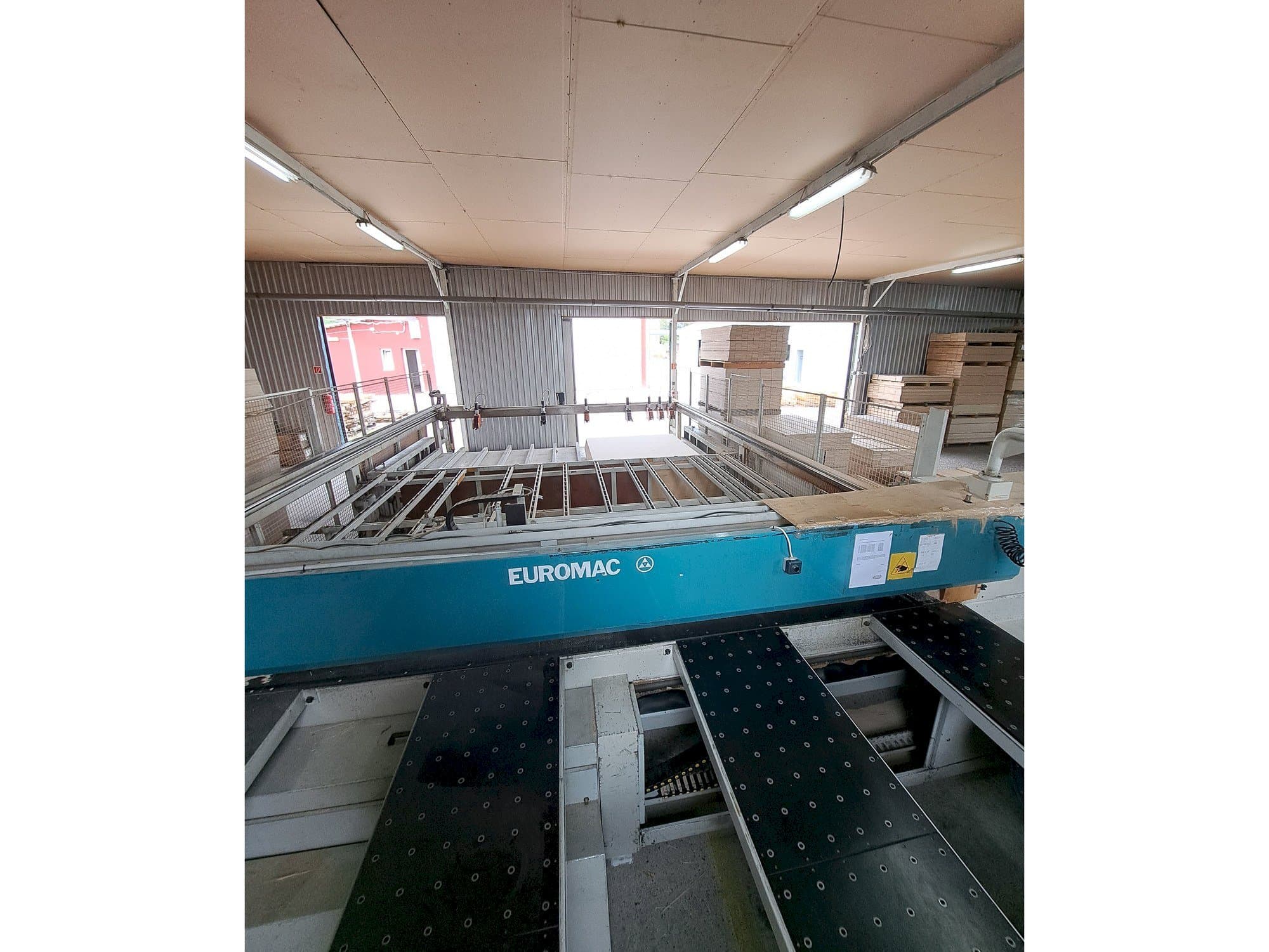 Mašīnas Euromac LOGICA PINZE TAVOLA 4500  pretskats