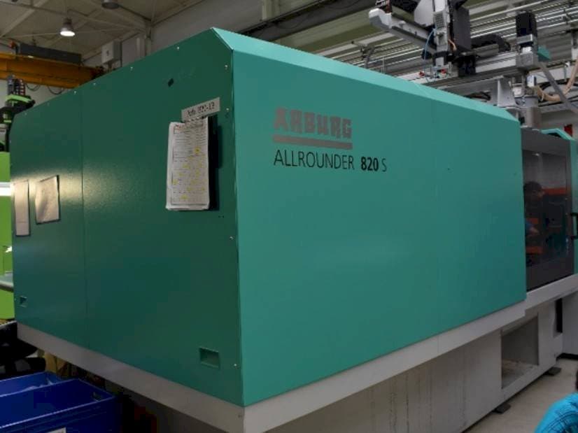 Mašīnas Arburg Allrounder 820 s 4000 - 800  pretskats
