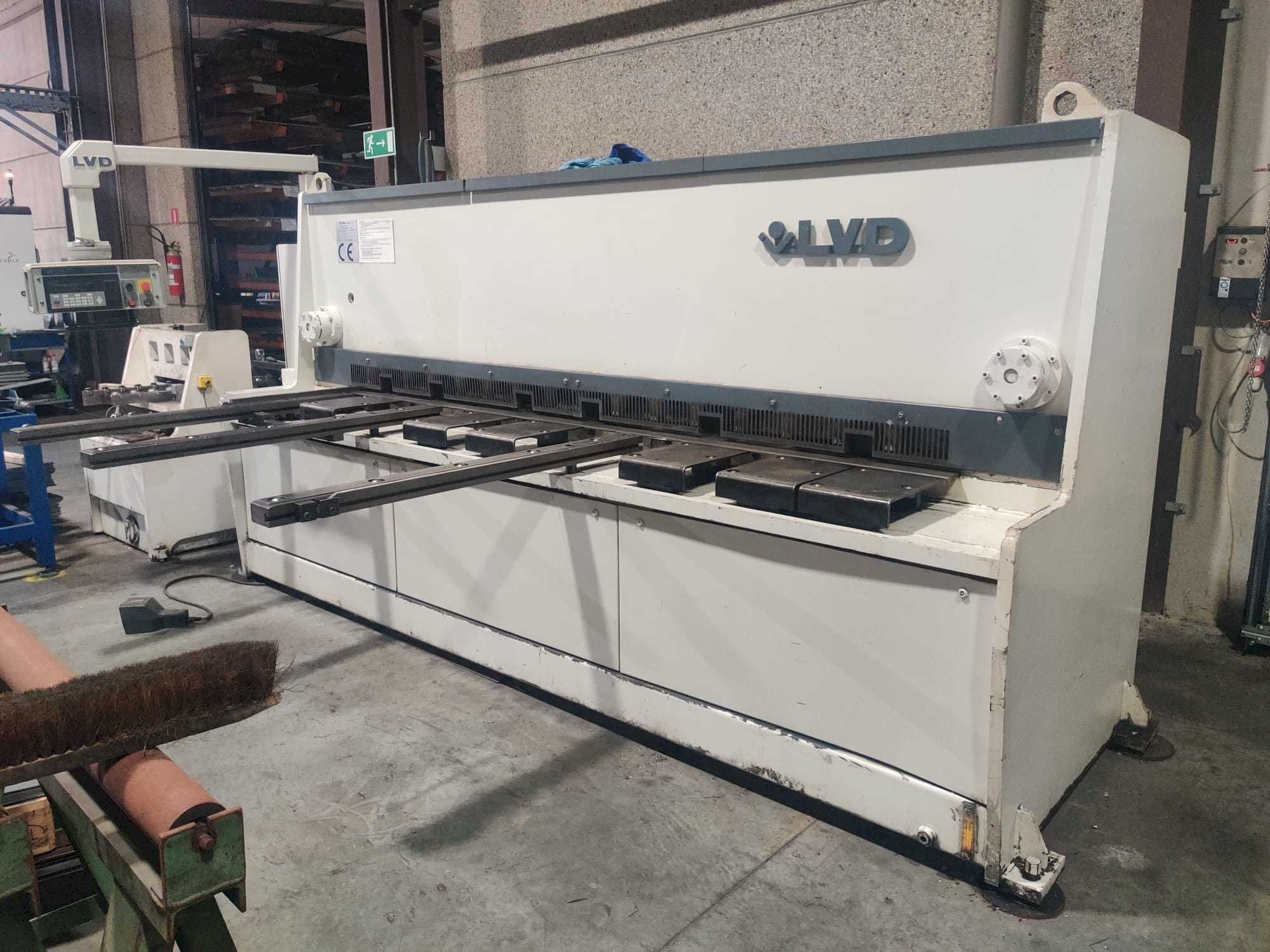 Mašīnas LVD HST-E 31/10  pretskats