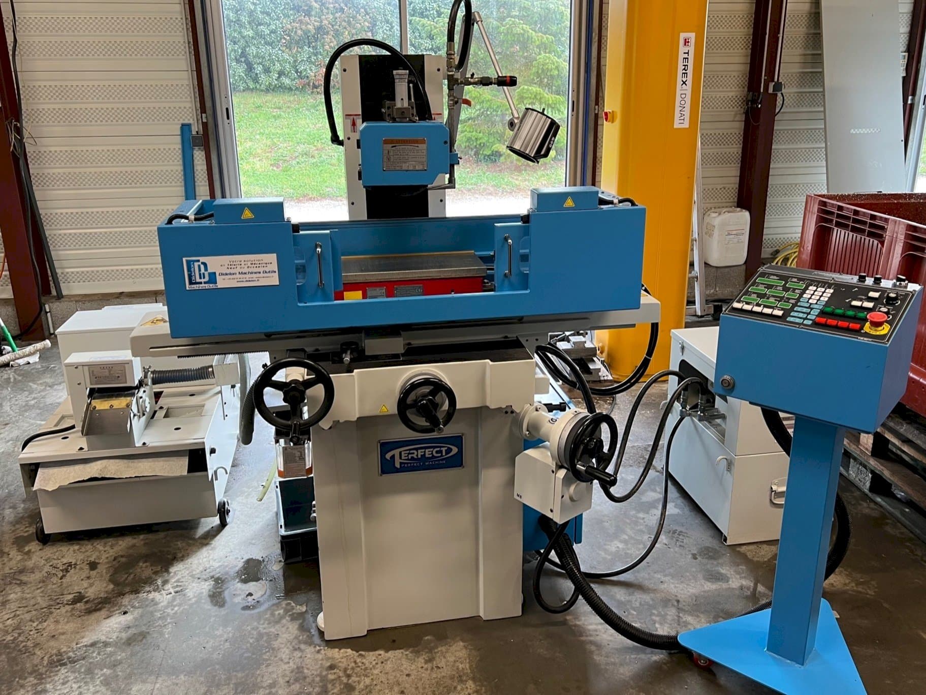 Mašīnas PERFECT PFG-2045AH  pretskats