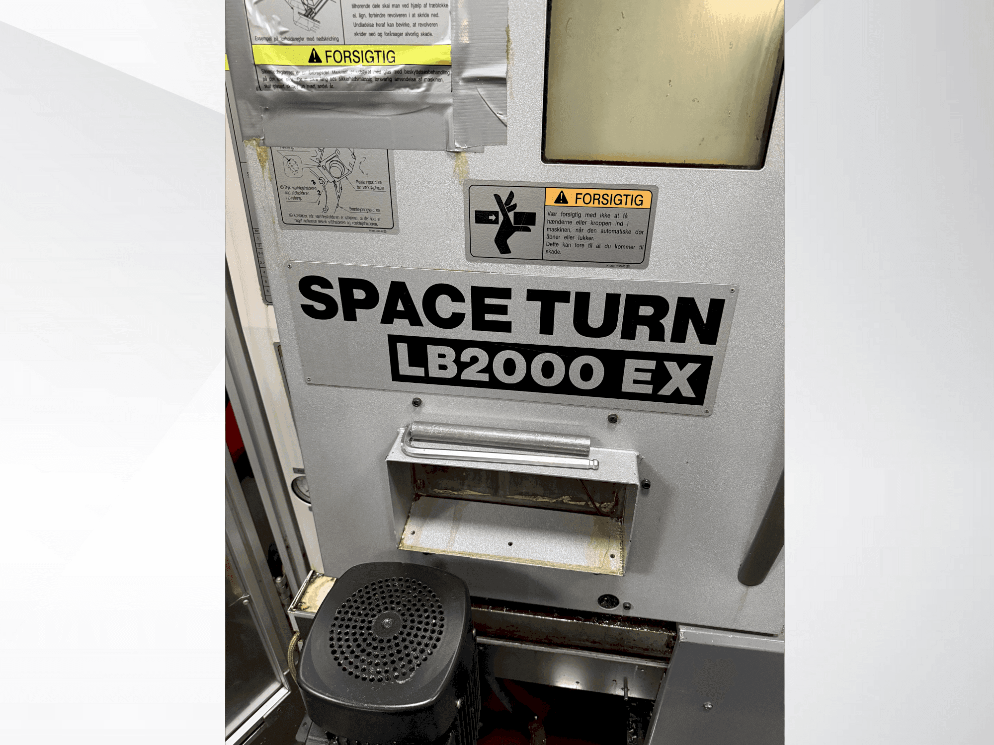 Mašīnas Okuma Space Turn LB2000 EX  pretskats