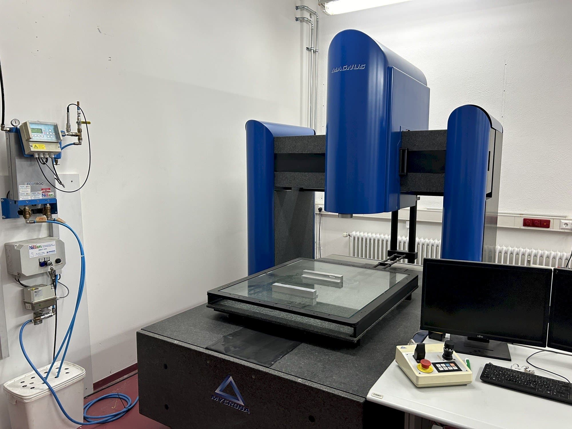 Mašīnas MYCRONA Magnus BL  pretskats