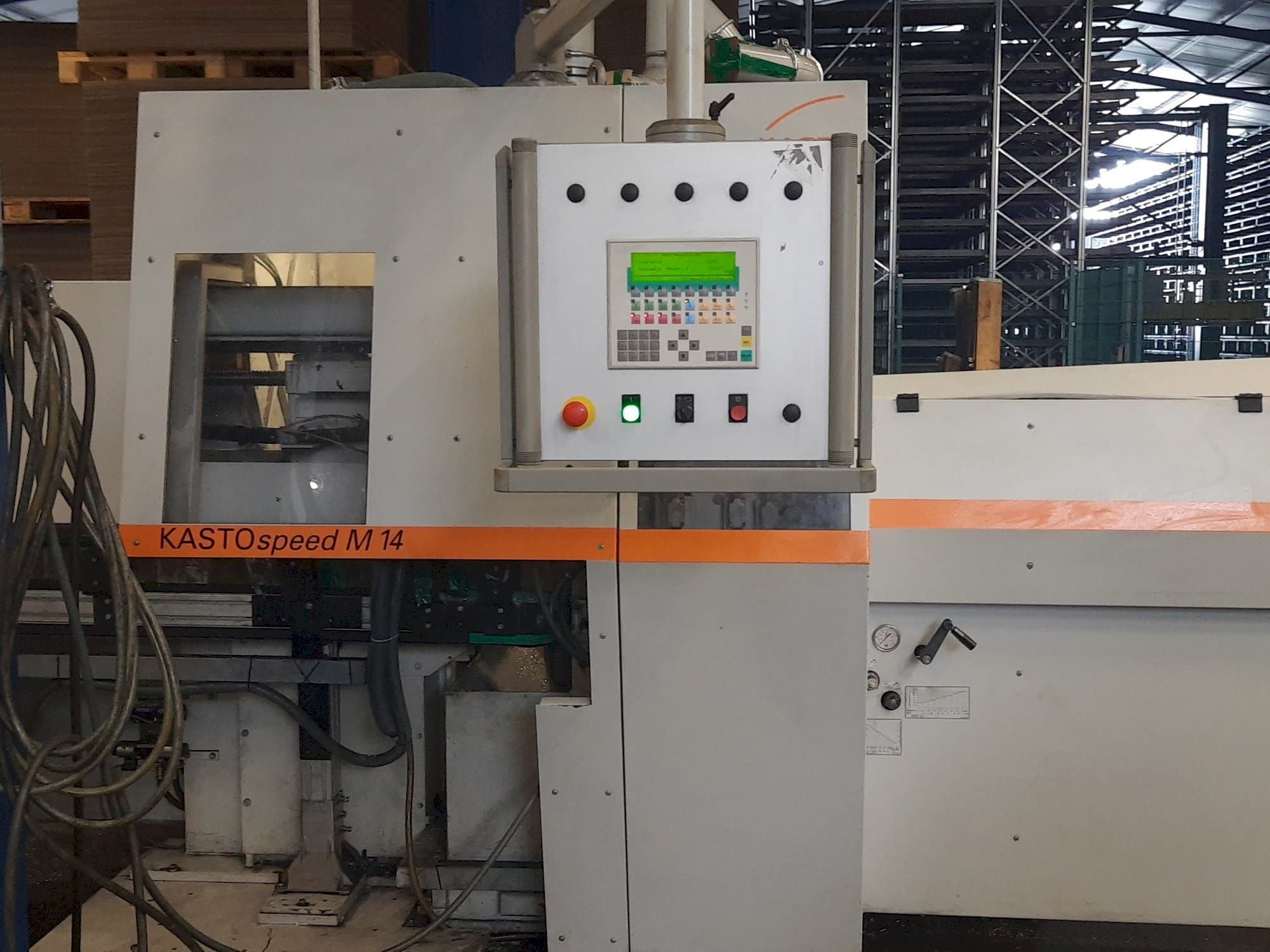 Mašīnas KASTO speed M14  pretskats