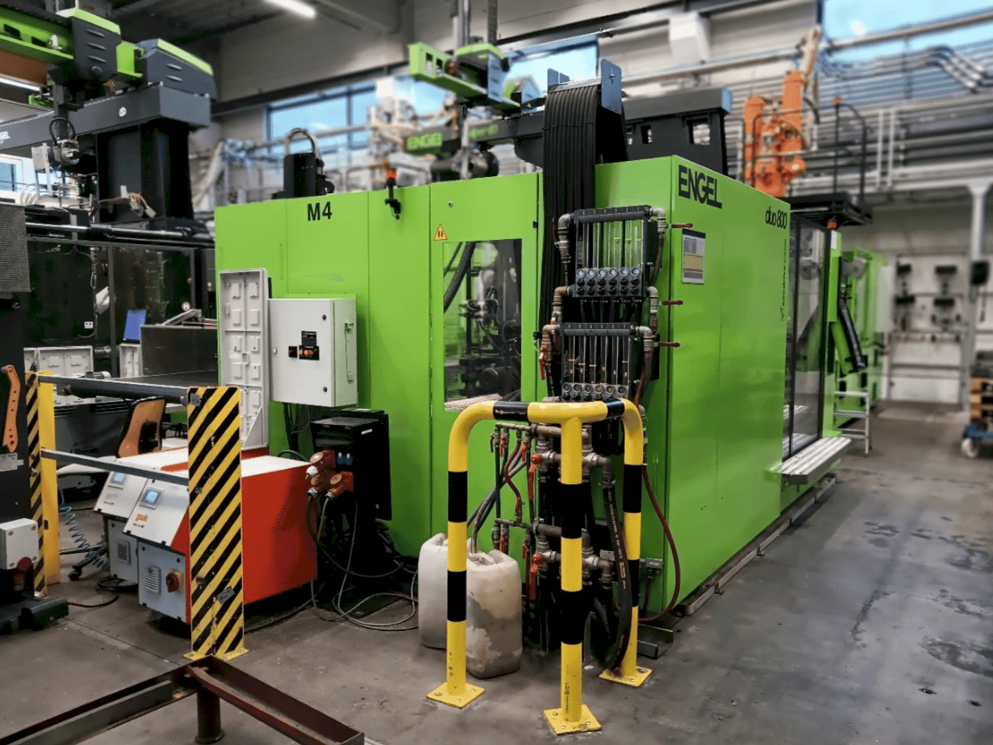 Mašīnas Engel Duo 11050/800 skats  no kreisās puses