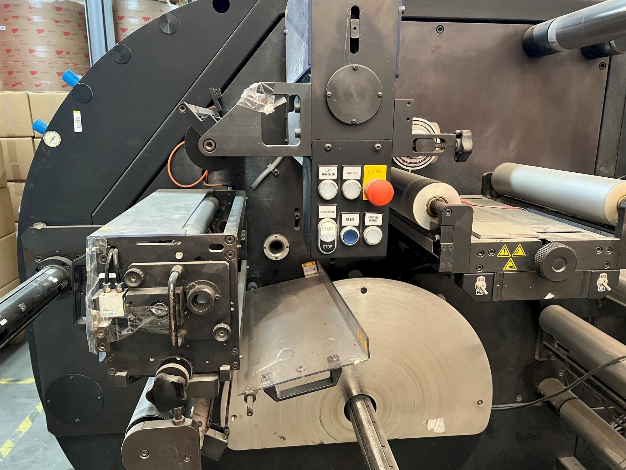 Mašīnas FLEXOR 380B  pretskats