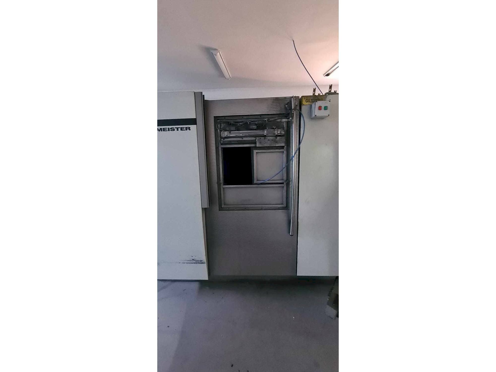 Mašīnas Gildemeister TWIN 32  pretskats