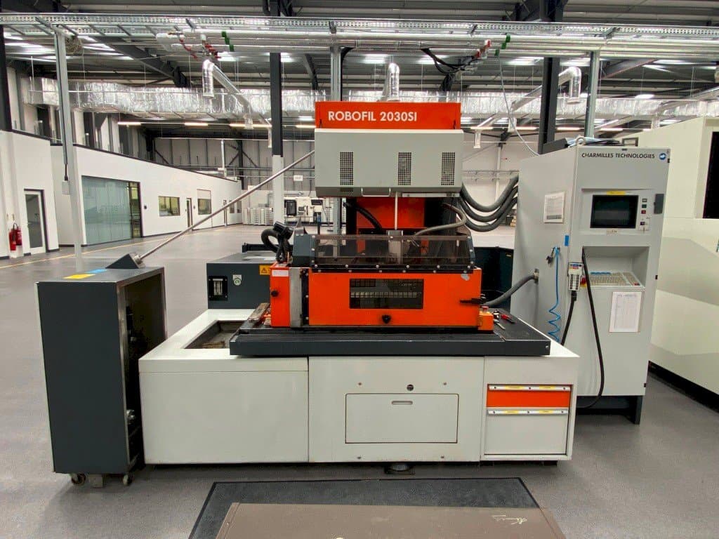 Mašīnas CHARMILLES ROBOFIL 2030SI  pretskats