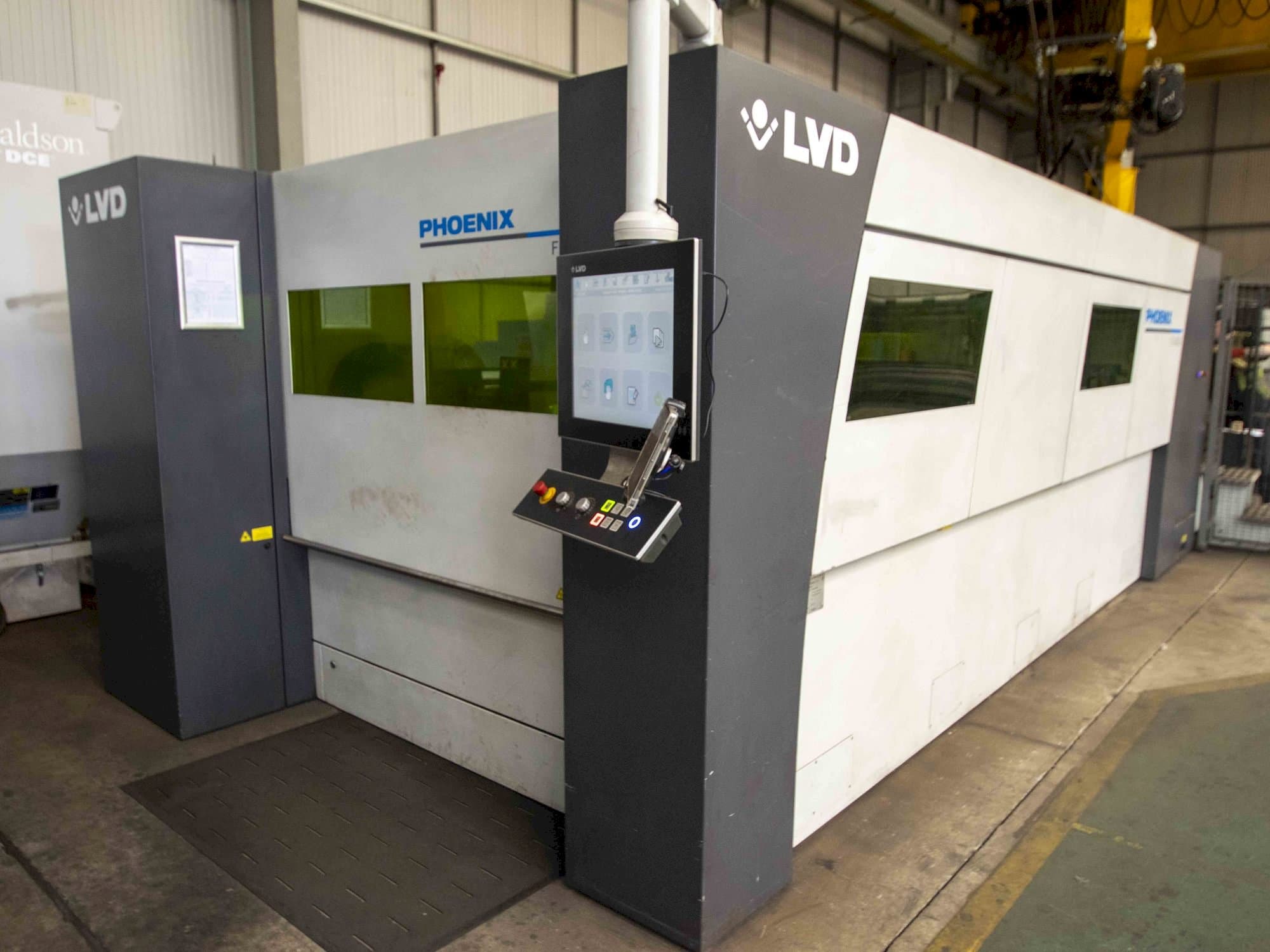 Mašīnas LVD   pretskats