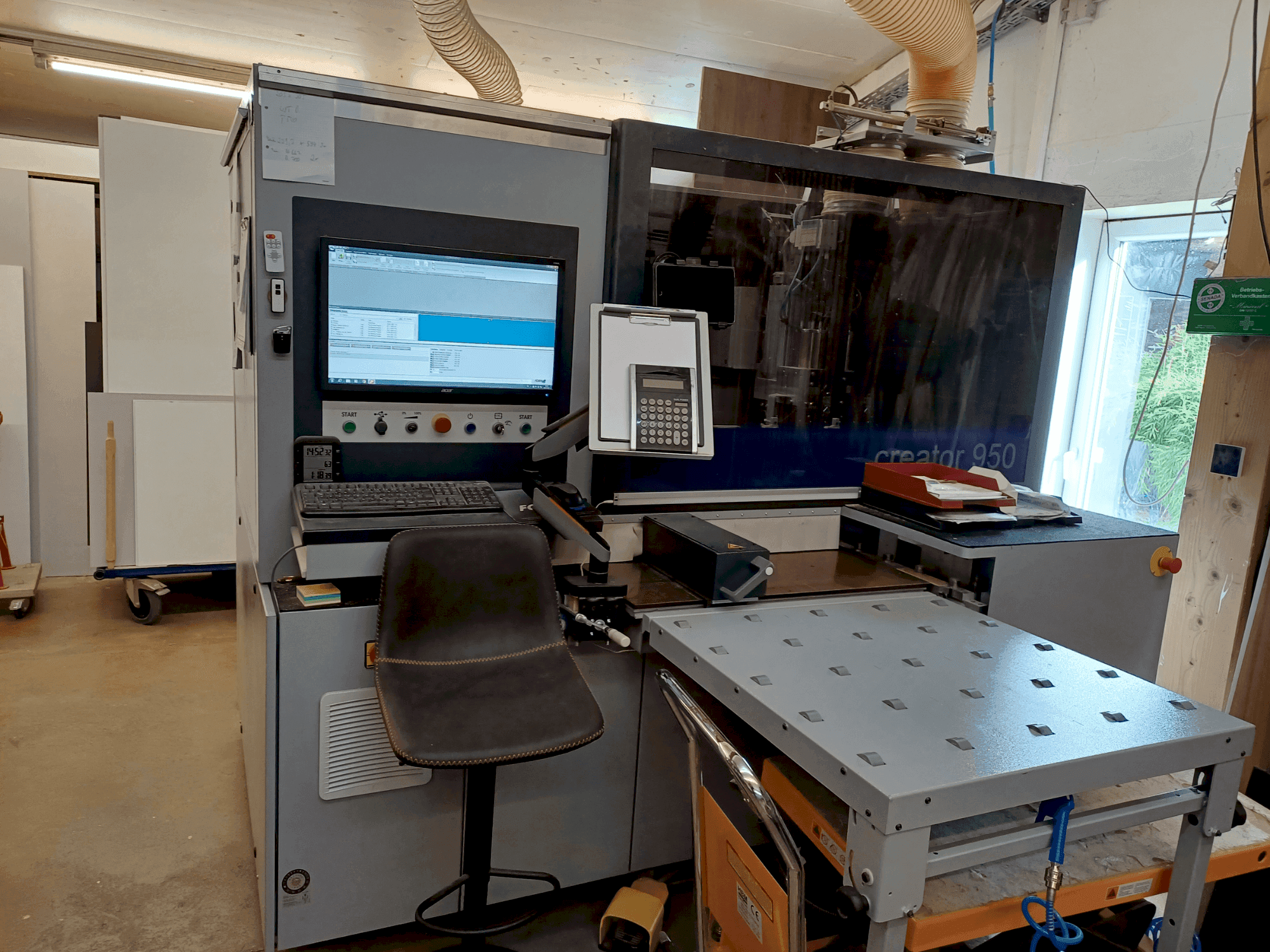 Mašīnas FORMAT4 CNC CREATOR 950  pretskats