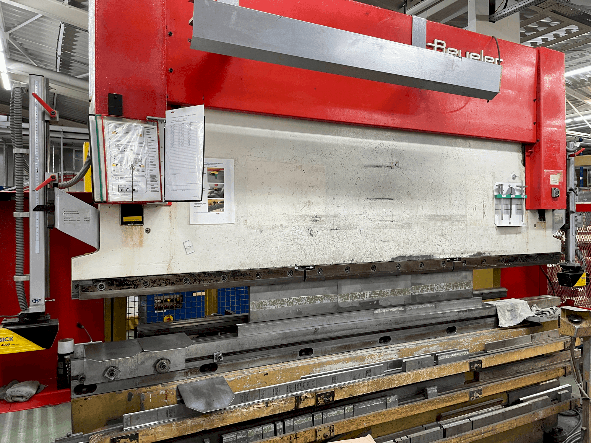 Mašīnas BEYELER RT 125 x 3100  pretskats