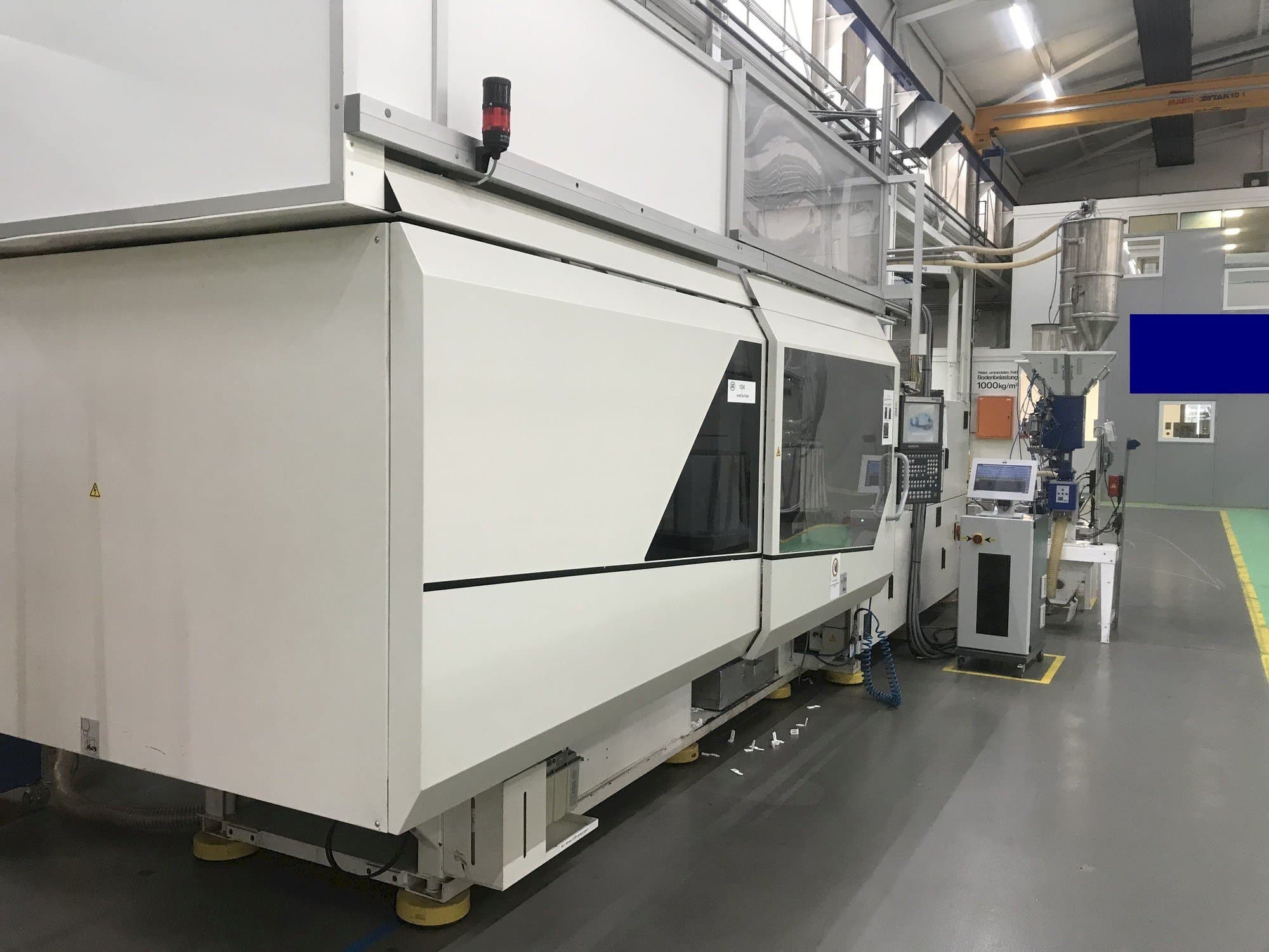 Mašīnas DEMAG SP 350/820-2500  pretskats