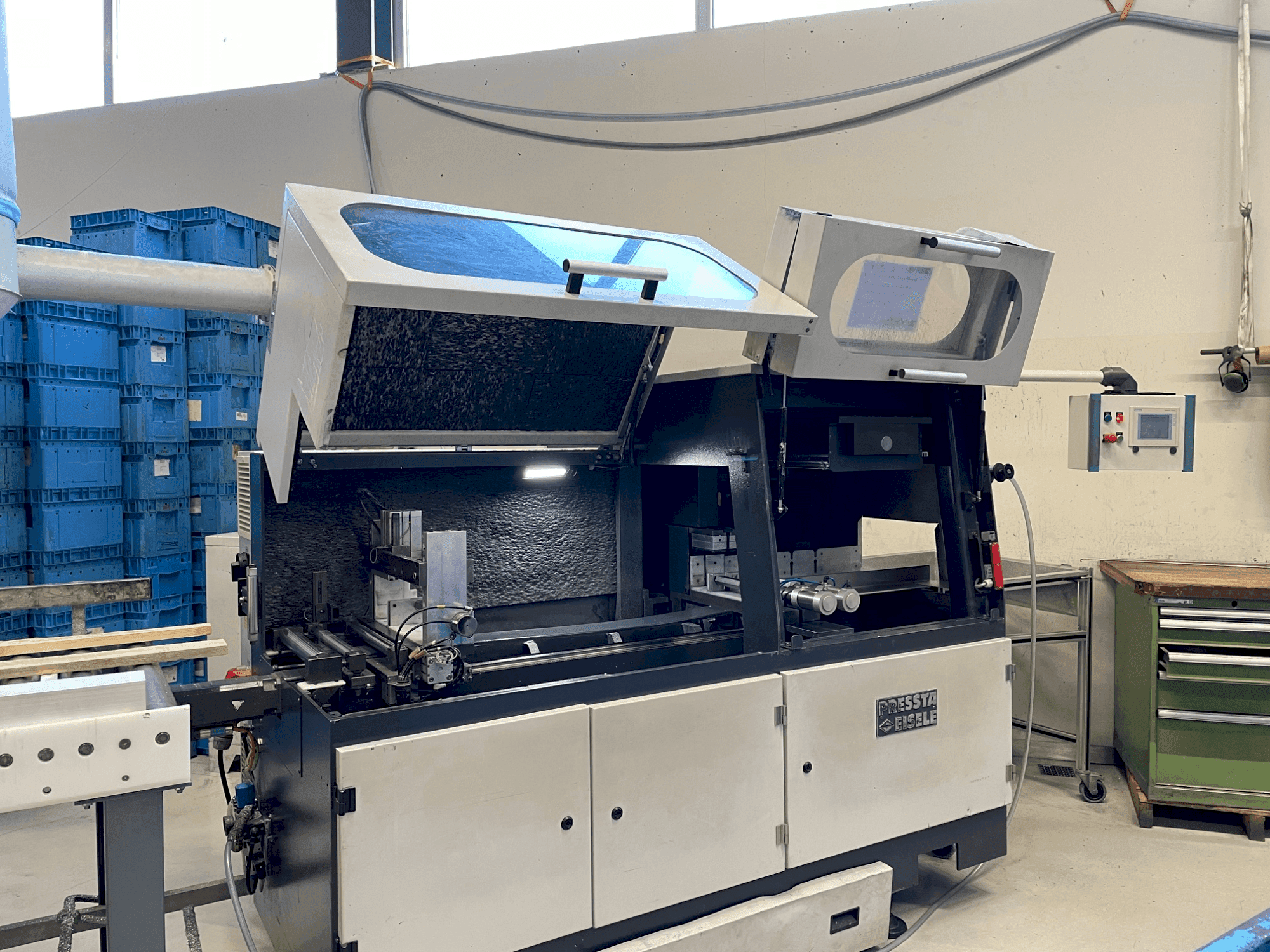 Mašīnas Other 600 R  pretskats